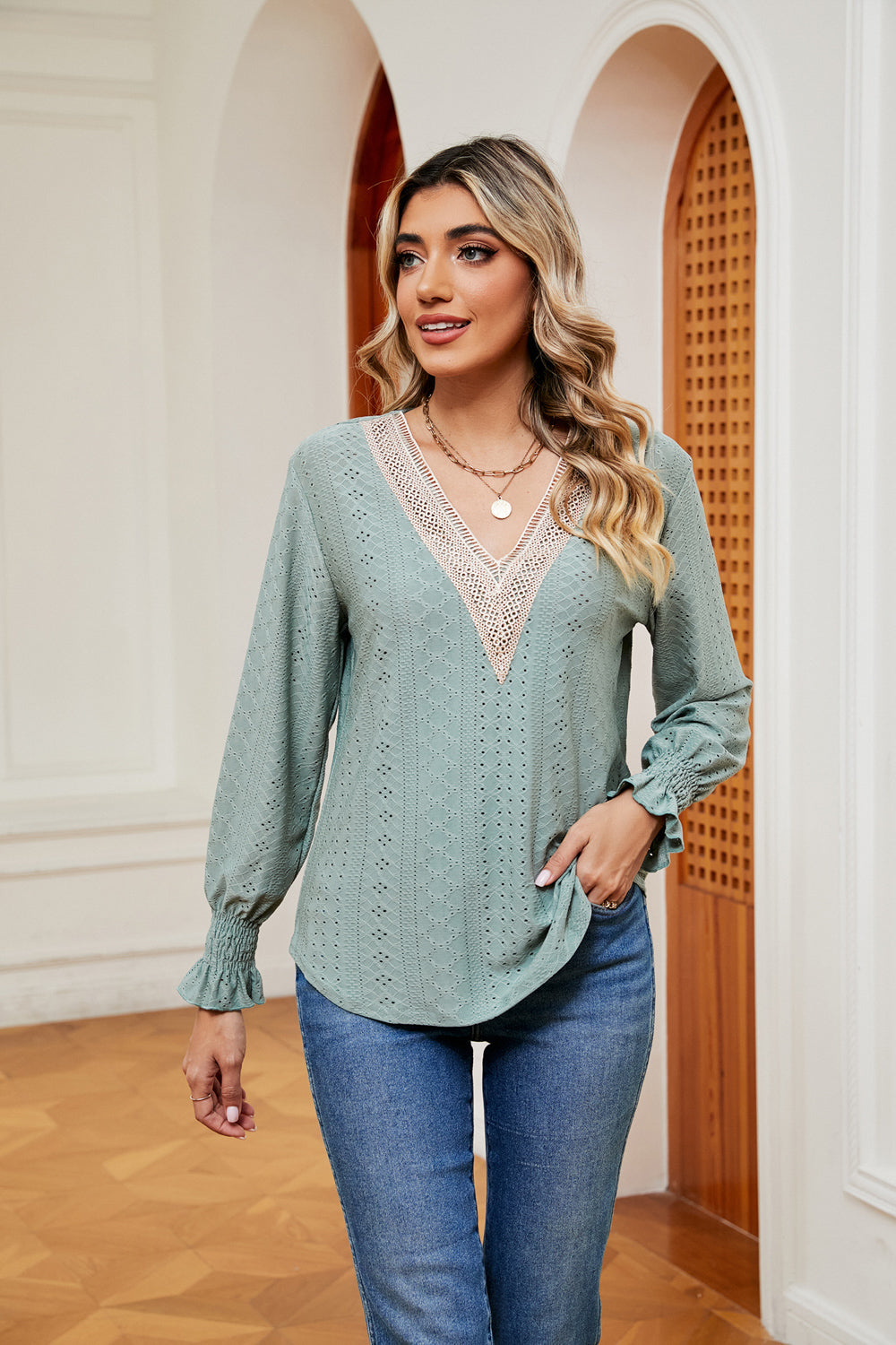 Contrast Flounce Sleeve Blouse BLUE ZONE PLANET