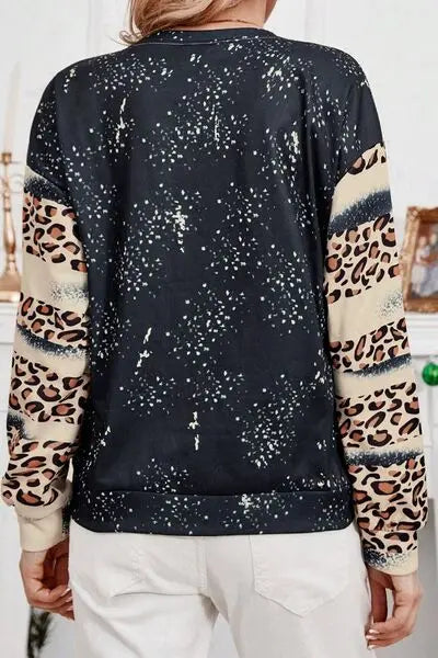 FOR THE LOVE OF THE TIGERS Leopard Round Neck Sweatshirt BLUE ZONE PLANET