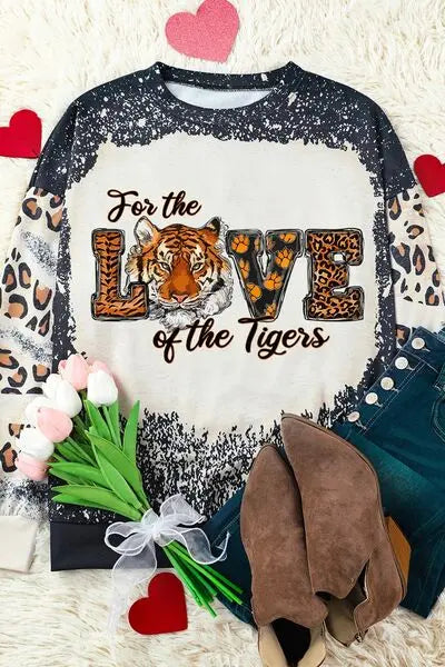 FOR THE LOVE OF THE TIGERS Leopard Round Neck Sweatshirt BLUE ZONE PLANET