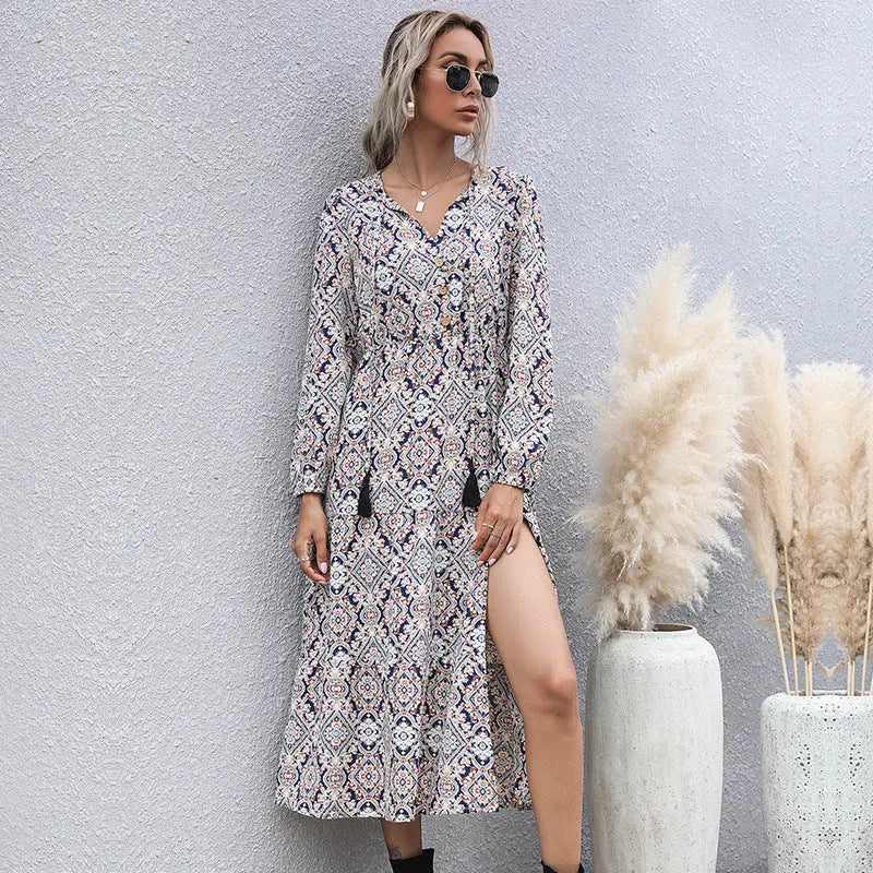 Fashion women's long -sleeved bottoming wild dress kakaclo