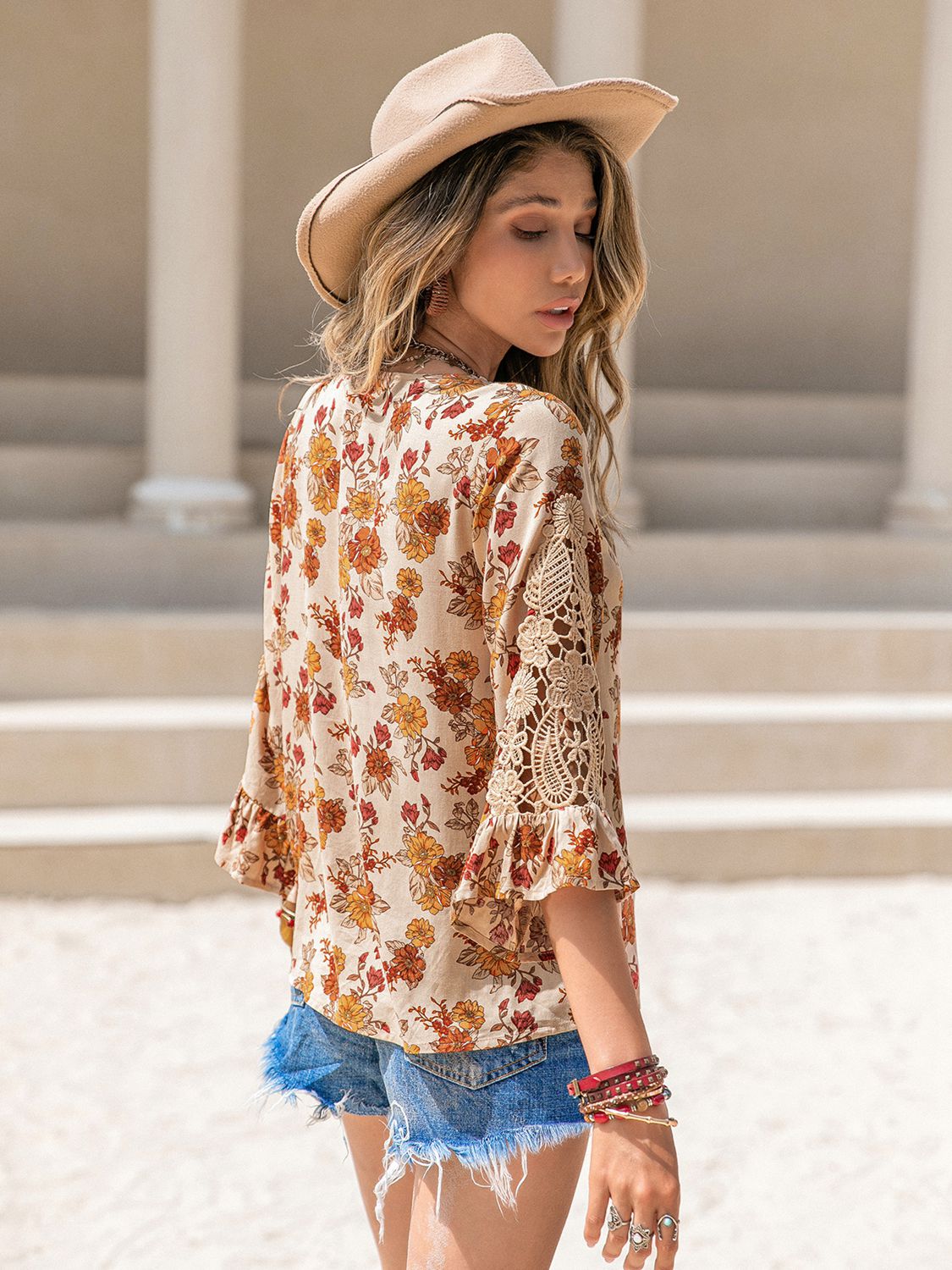 Floral V-Neck Spliced Lace Blouse BLUE ZONE PLANET