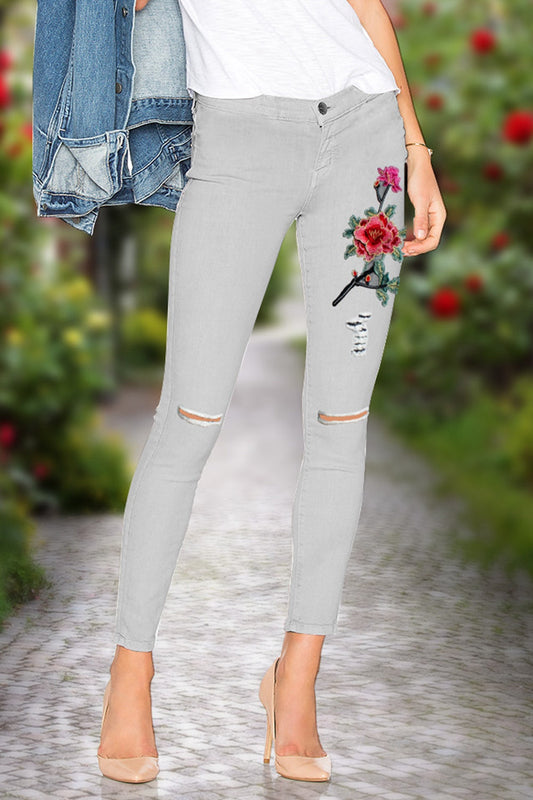Flower Embroidery Cutout Jeans BLUE ZONE PLANET