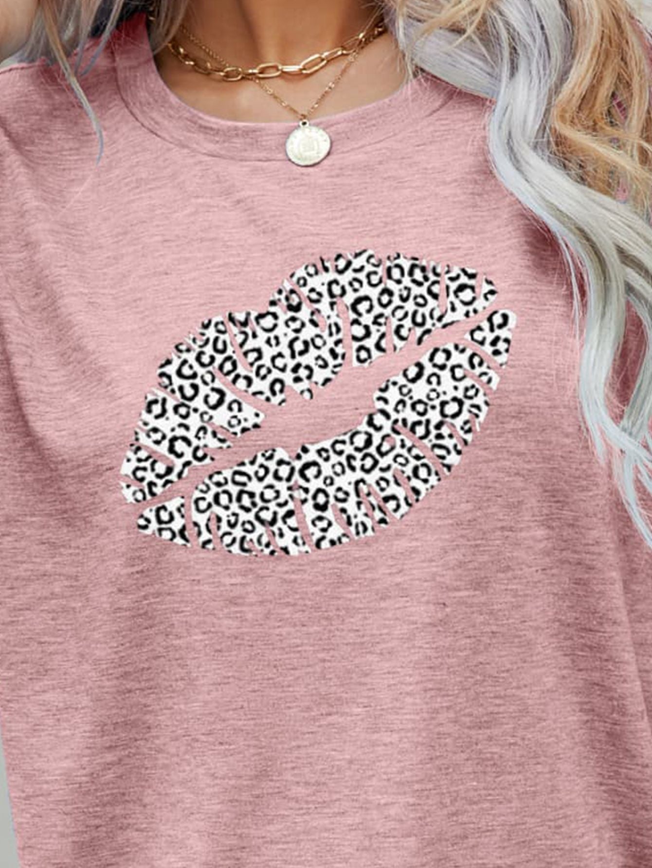 Leopard Lip Graphic Round Neck Tee BLUE ZONE PLANET