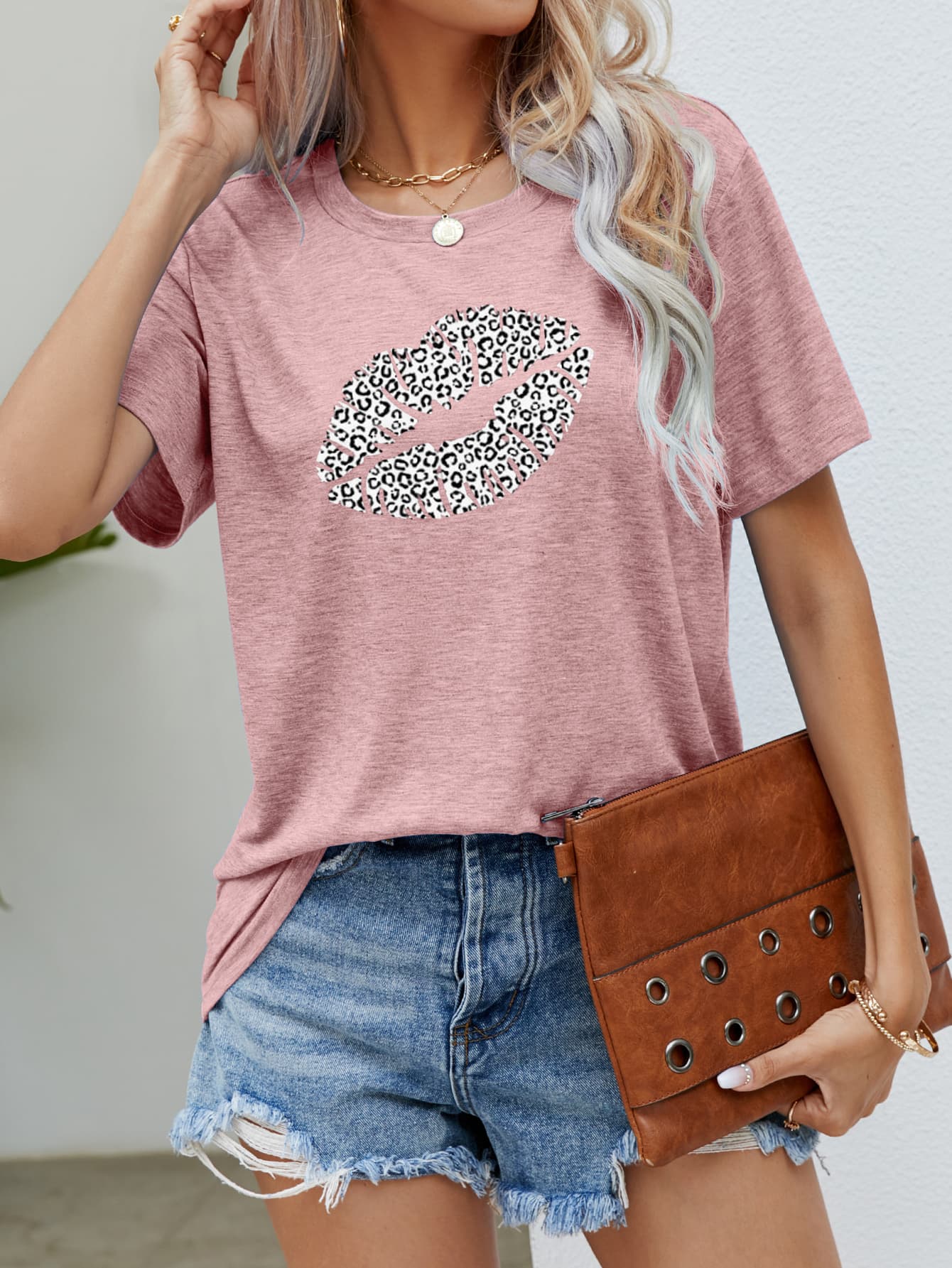 Leopard Lip Graphic Round Neck Tee BLUE ZONE PLANET