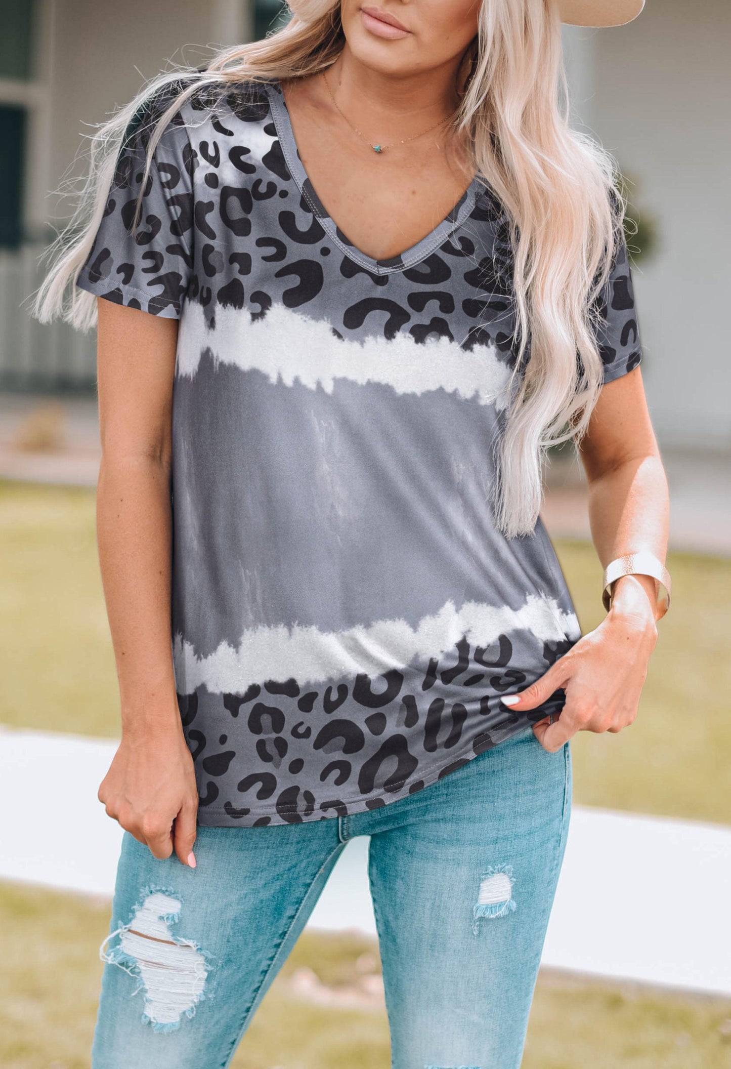 Leopard V-Neck Tee Shirt BLUE ZONE PLANET