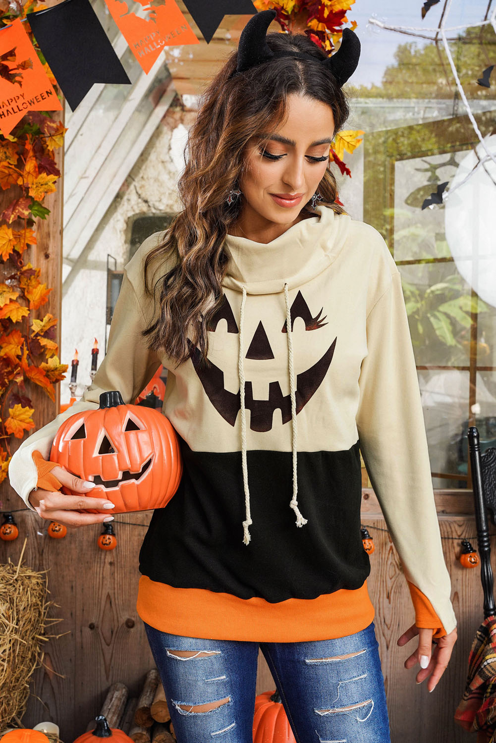 Long Sleeve Jack-O'-Lantern Graphic Sweatshirt BLUE ZONE PLANET