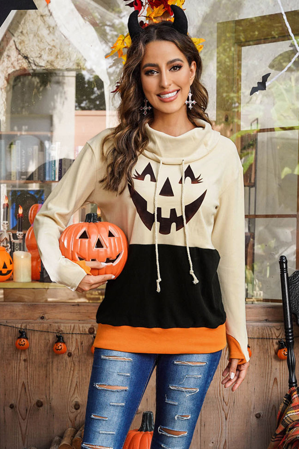 Long Sleeve Jack-O'-Lantern Graphic Sweatshirt BLUE ZONE PLANET