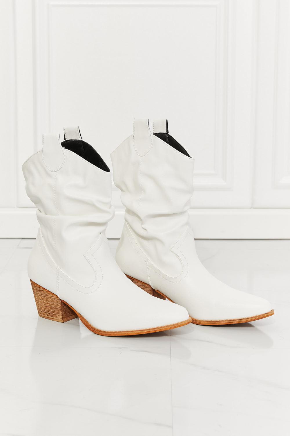 MMShoes Better in Texas Scrunch Cowboy Boots in White BLUE ZONE PLANET