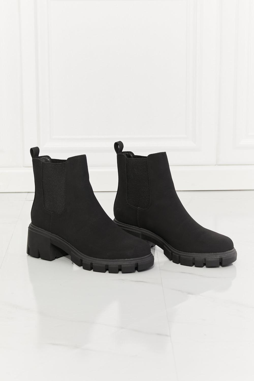 MMShoes Work For It Matte Lug Sole Chelsea Boots in Black BLUE ZONE PLANET