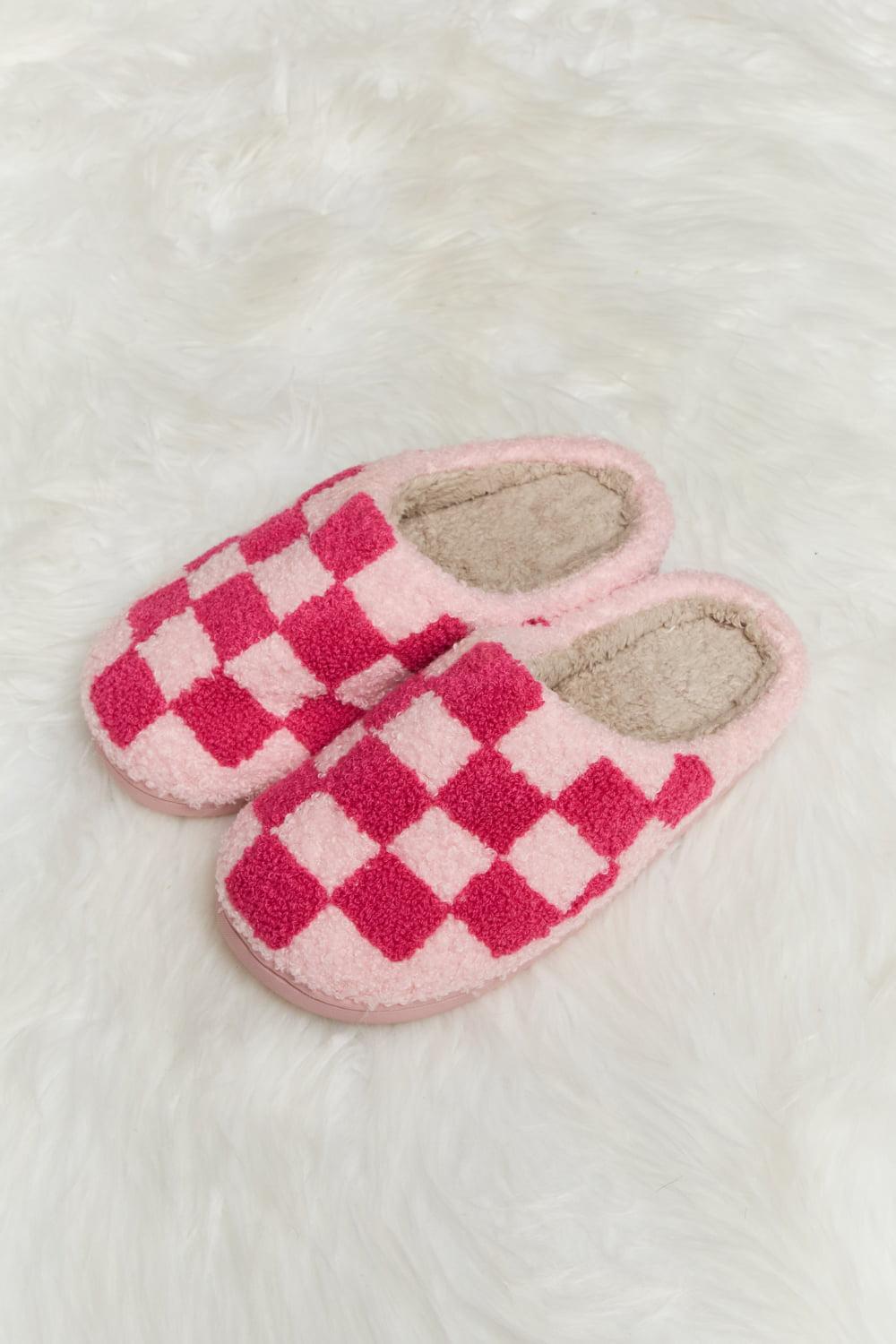 Melody Checkered Print Plush Slide Slippers BLUE ZONE PLANET