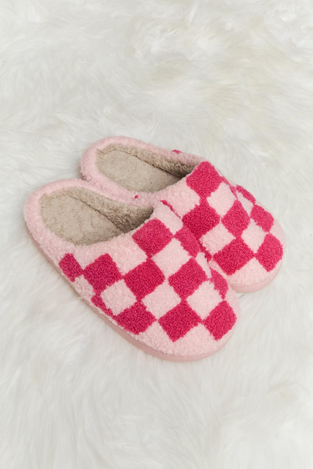 Melody Checkered Print Plush Slide Slippers BLUE ZONE PLANET