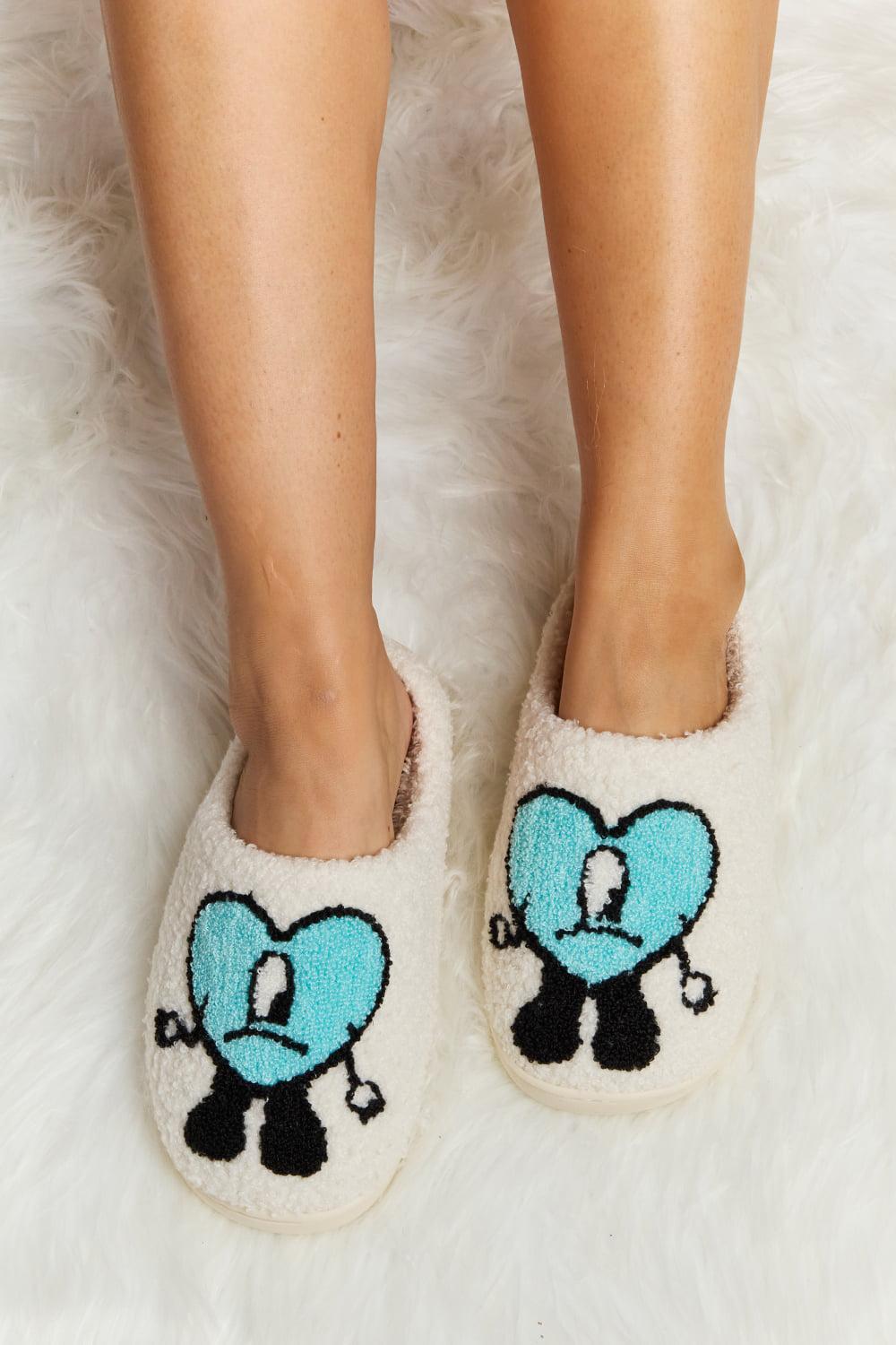 Melody Love Heart Print Plush Slippers BLUE ZONE PLANET