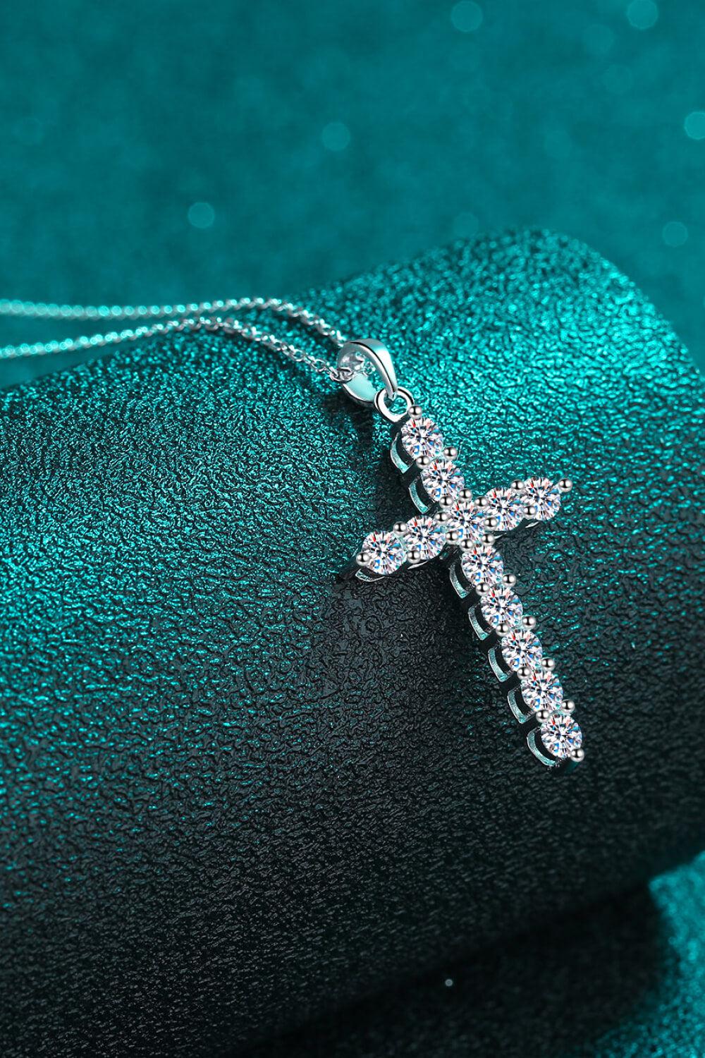 Moissanite Cross Pendant Chain Necklace BLUE ZONE PLANET