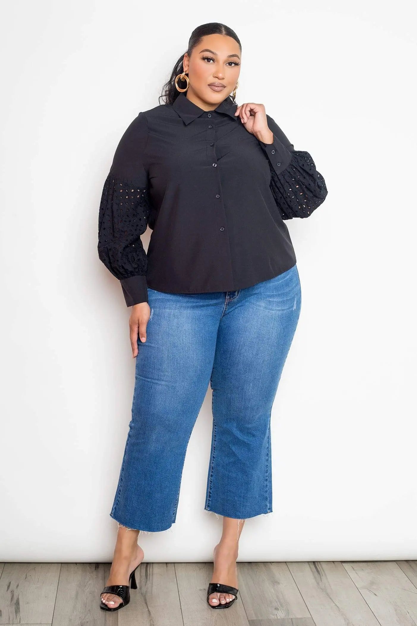 Plus Size Blouse With Punched Sleeves Blue Zone Planet