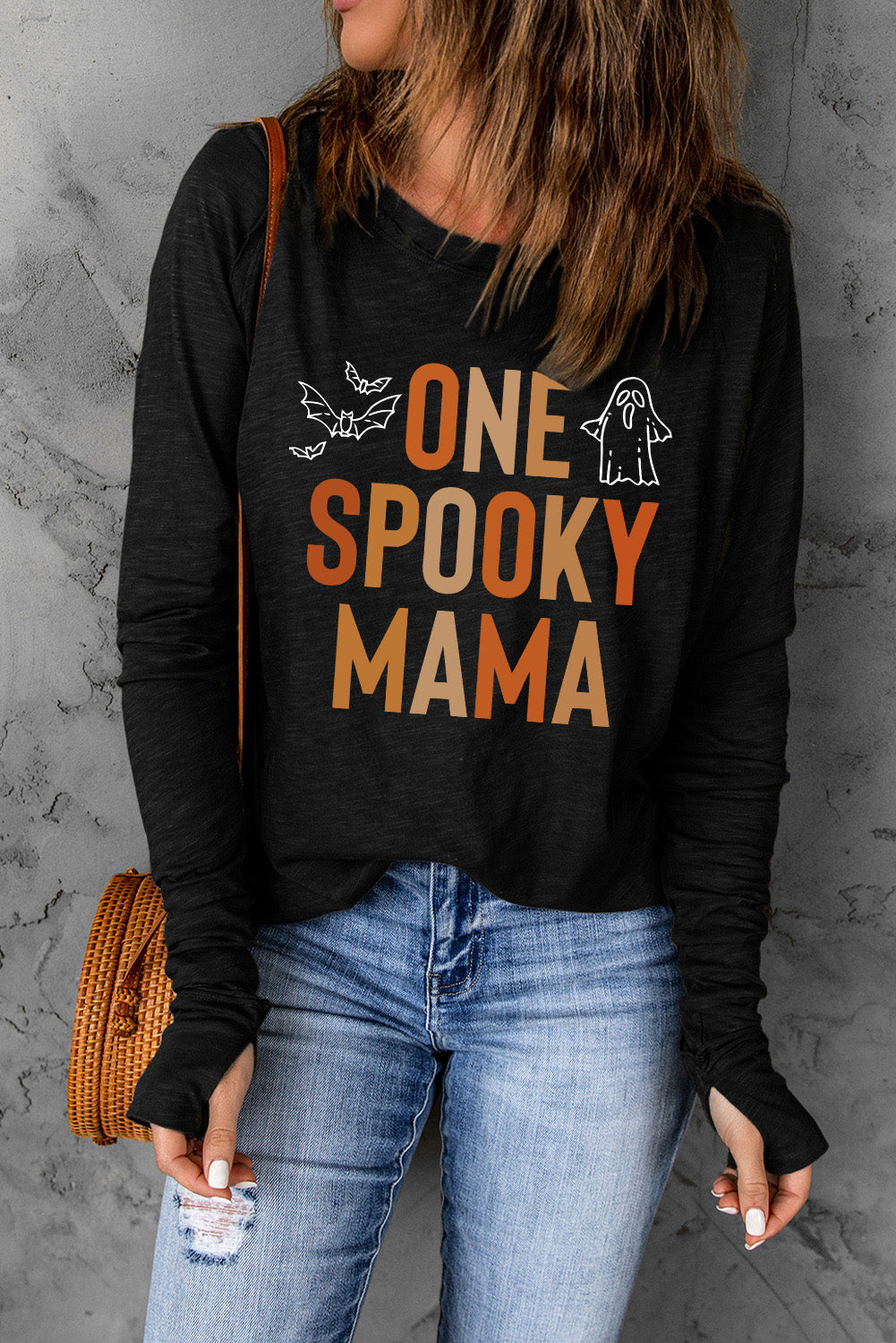 Round Neck Long Sleeve ONE SPOOKY MAMA Graphic T-Shirt BLUE ZONE PLANET