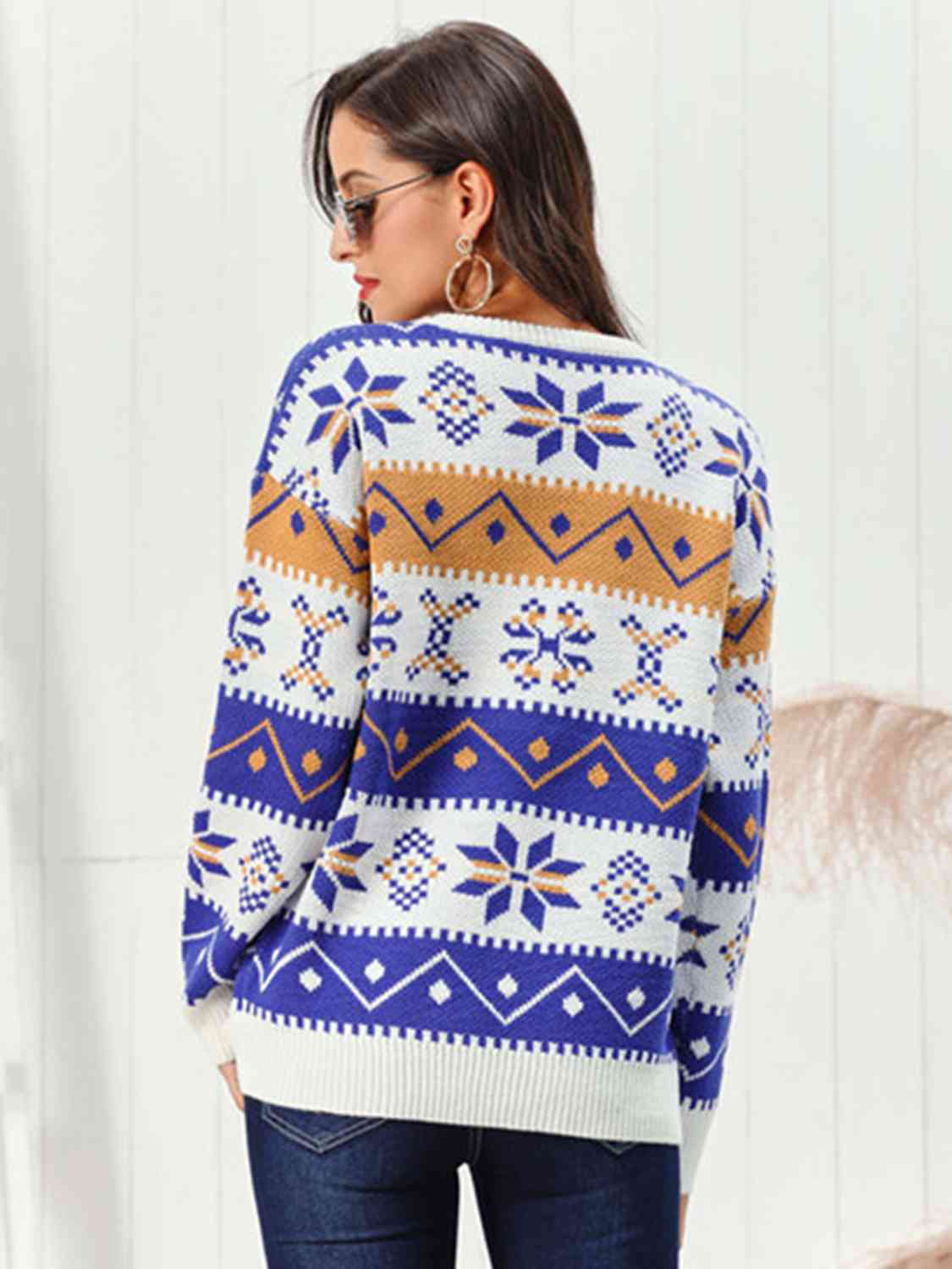 Snowflake Pattern Round Neck Sweater BLUE ZONE PLANET