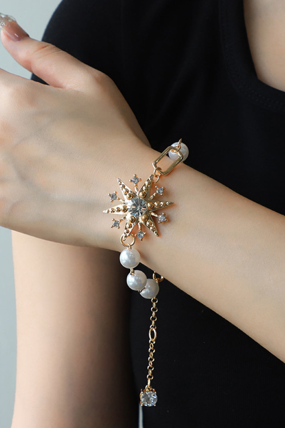 Synthetic Pearl Star Shape Alloy Bracelet BLUE ZONE PLANET