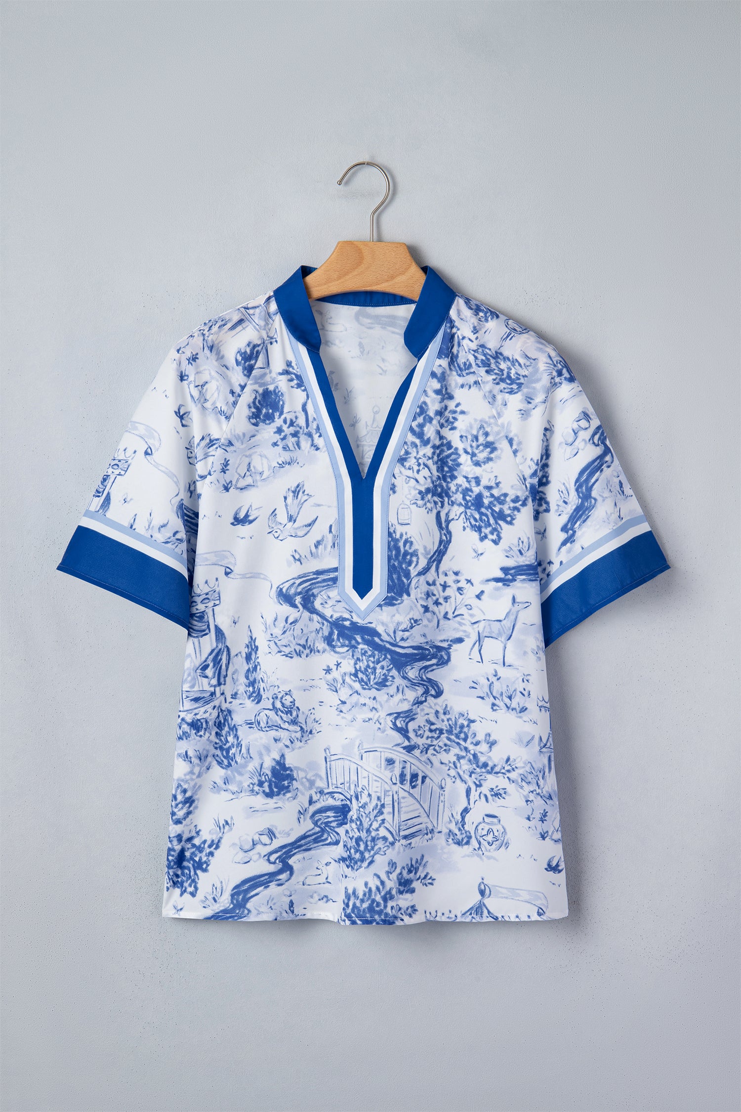Blue Wild Animal Paradise Contrast V Neck Raglan Sleeve Blouse-Tops/Blouses & Shirts-[Adult]-[Female]-2022 Online Blue Zone Planet