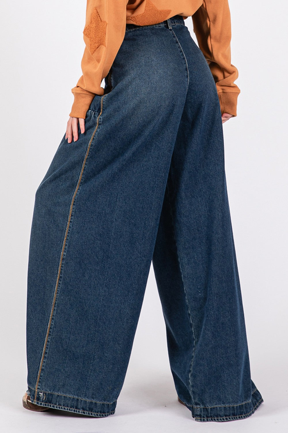 SAGE + FIG Mid-Rise Cargo Jeans with Pockets-BOTTOMS SIZES SMALL MEDIUM LARGE-[Adult]-[Female]-2022 Online Blue Zone Planet