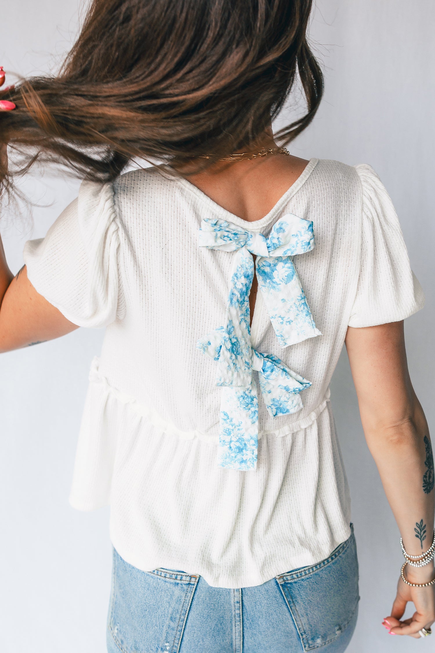 White Textured Knit V Neck Short Bubble Sleeve Peplum Top-Tops/Blouses & Shirts-[Adult]-[Female]-2022 Online Blue Zone Planet