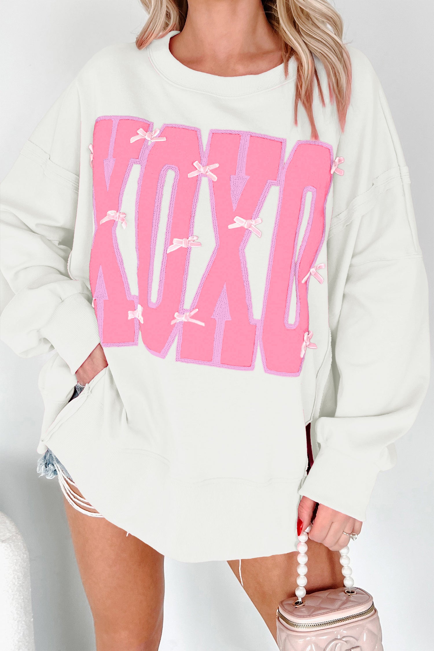 White Bow Sequin XOXO Letter Graphic Exposed Seam Baggy Sweatshirt-Pre Order Sweatshirts & Hoodies-[Adult]-[Female]-White-L-2022 Online Blue Zone Planet