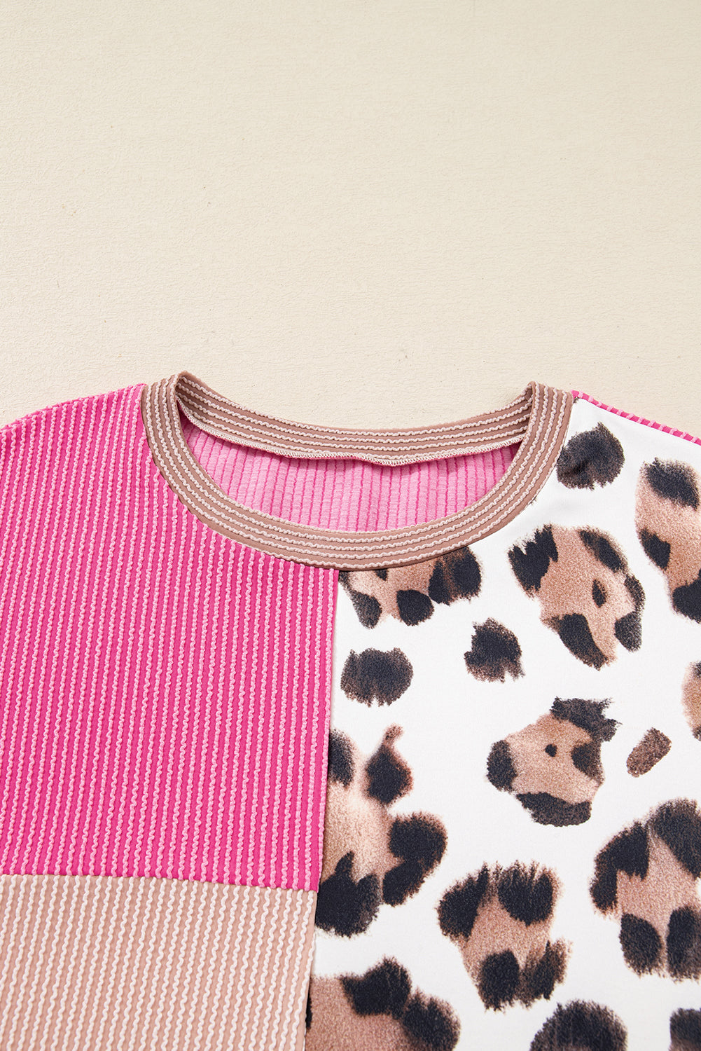 Rose Red Plus Size Twisted Ribbed Color Block Leopard Patchwork Long Sleeve Top-Plus Size/Plus Size Tops-[Adult]-[Female]-2022 Online Blue Zone Planet