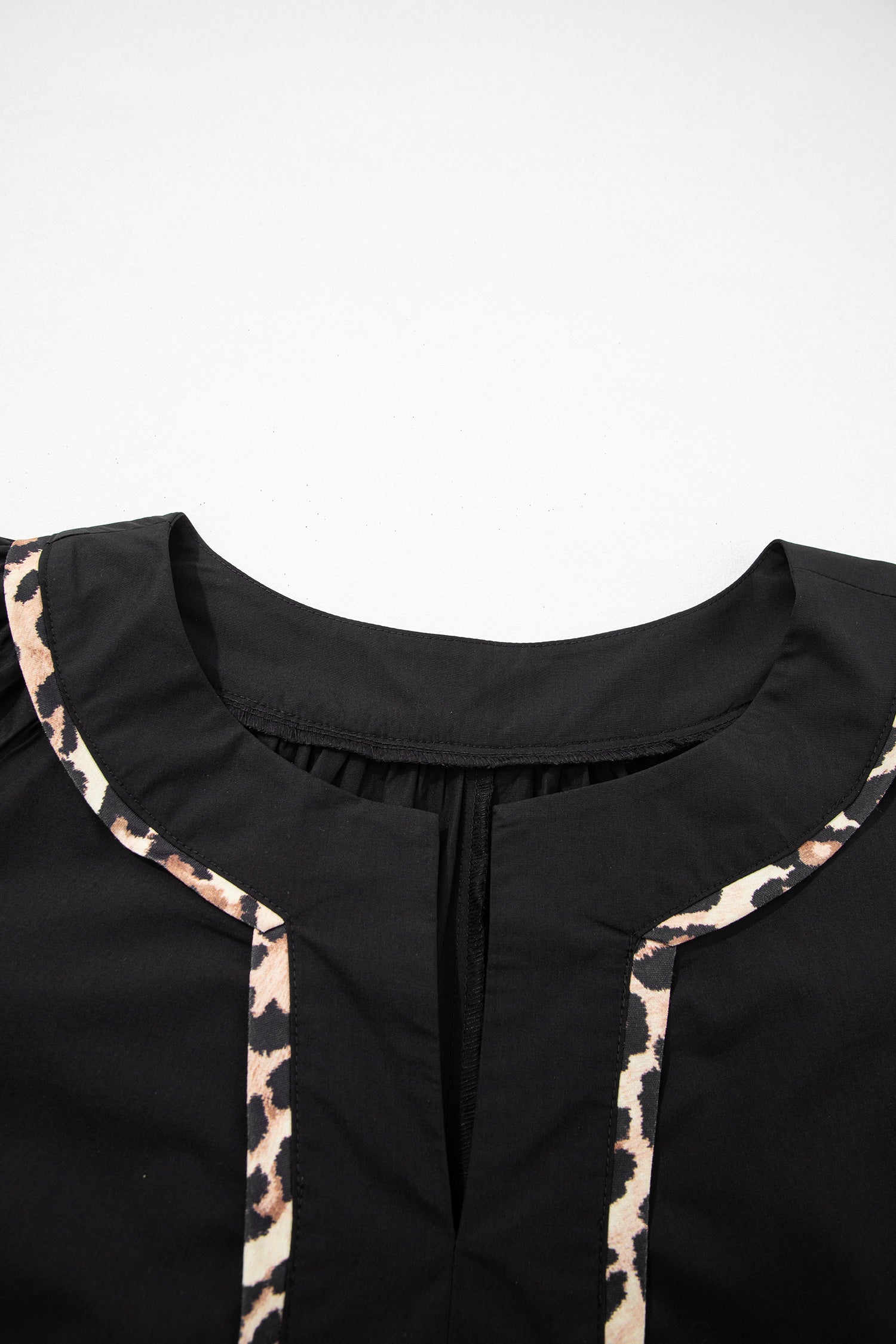 Black Plus Size Split Neck Leopard Trim Flounced Long Sleeve Blouse-Plus Size/Plus Size Tops/Plus Size Blouses & Shirts-[Adult]-[Female]-2022 Online Blue Zone Planet