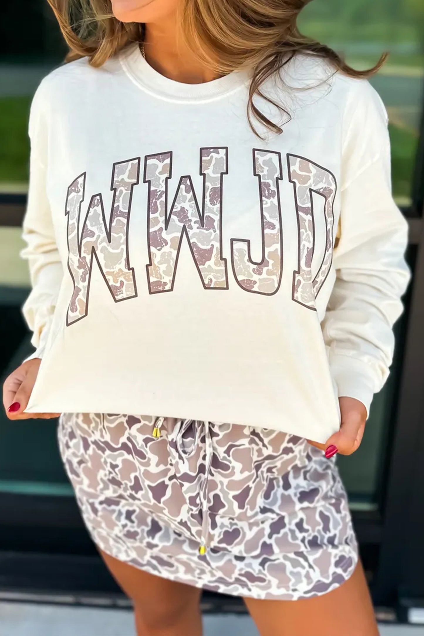 White WWJD Camo Letter Printed Long Sleeve Top-Graphic/Graphic Long Sleeve Tees-[Adult]-[Female]-2022 Online Blue Zone Planet