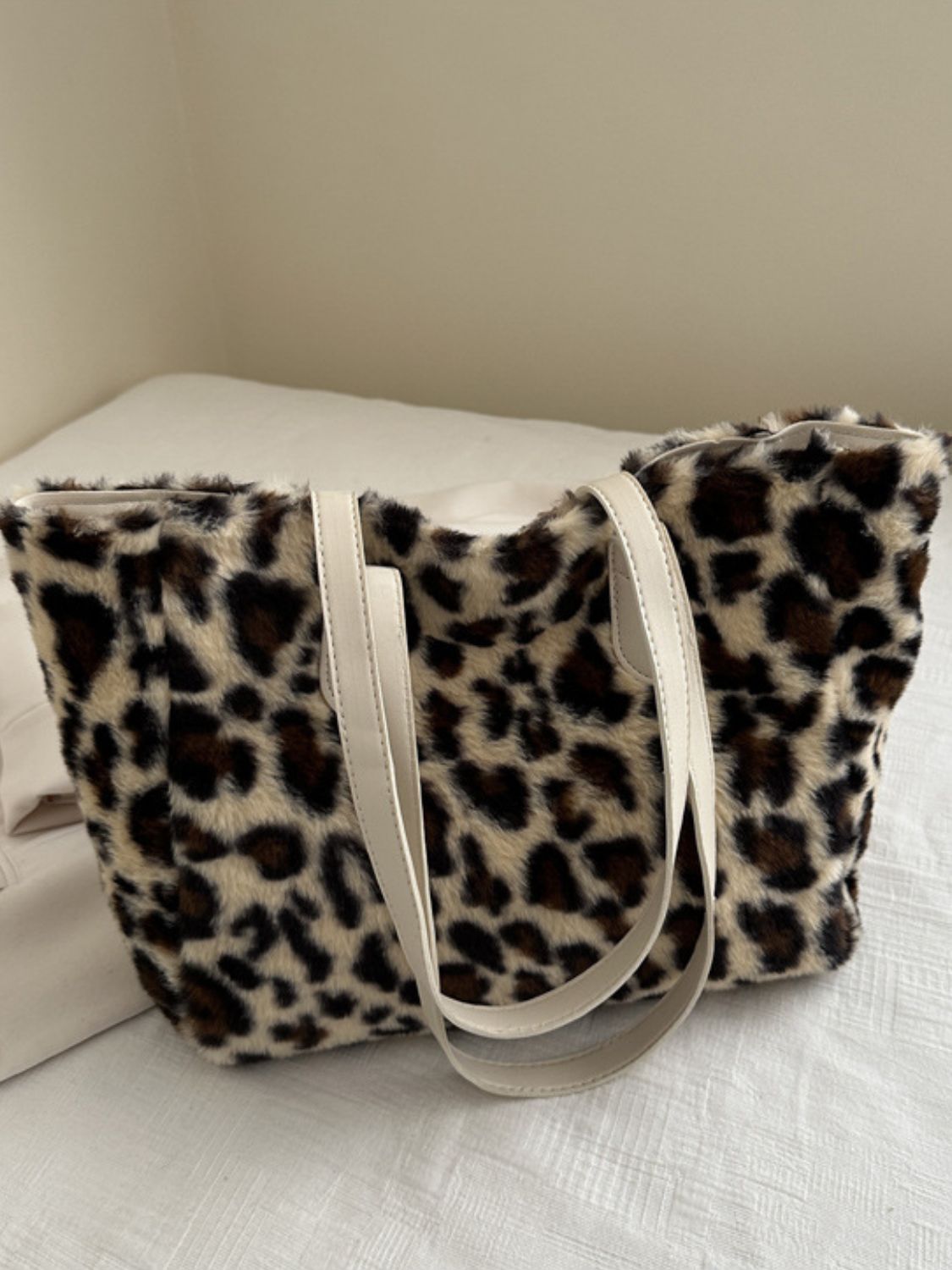 Blue Zone Planet | Leopard Fluff Tote Bag-Handbags-[Adult]-[Female]-Ivory-One Size-2022 Online Blue Zone Planet