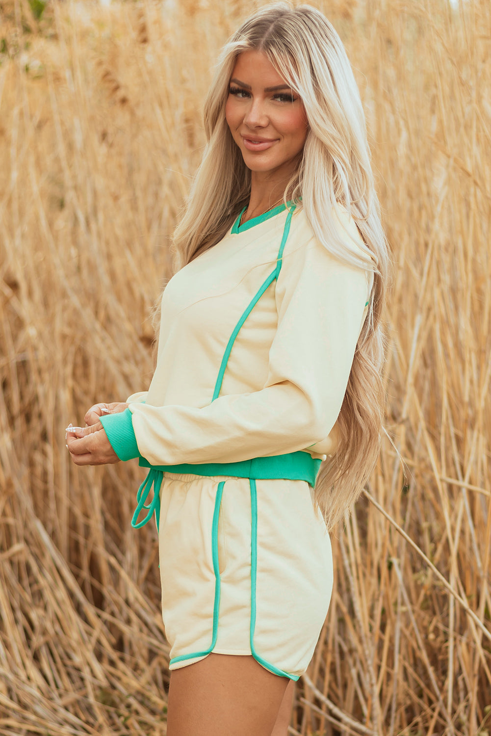 White Contrast Trim Colorblock Long Sleeve Pullover and Drawstring Shorts 2pcs Outfit-Two Piece Sets/Short Sets-[Adult]-[Female]-2022 Online Blue Zone Planet