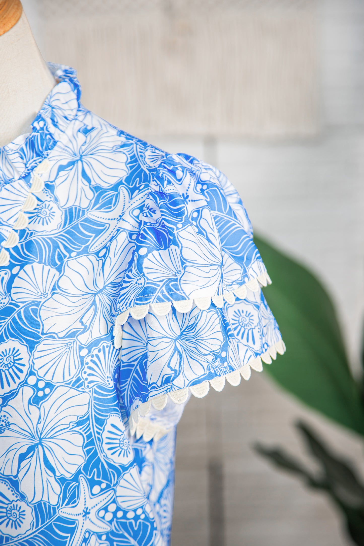 Sky Blue Oceanic Floral Print Scalloped Trim V Neck Short Sleeve Blouse-Tops/Blouses & Shirts-[Adult]-[Female]-2022 Online Blue Zone Planet