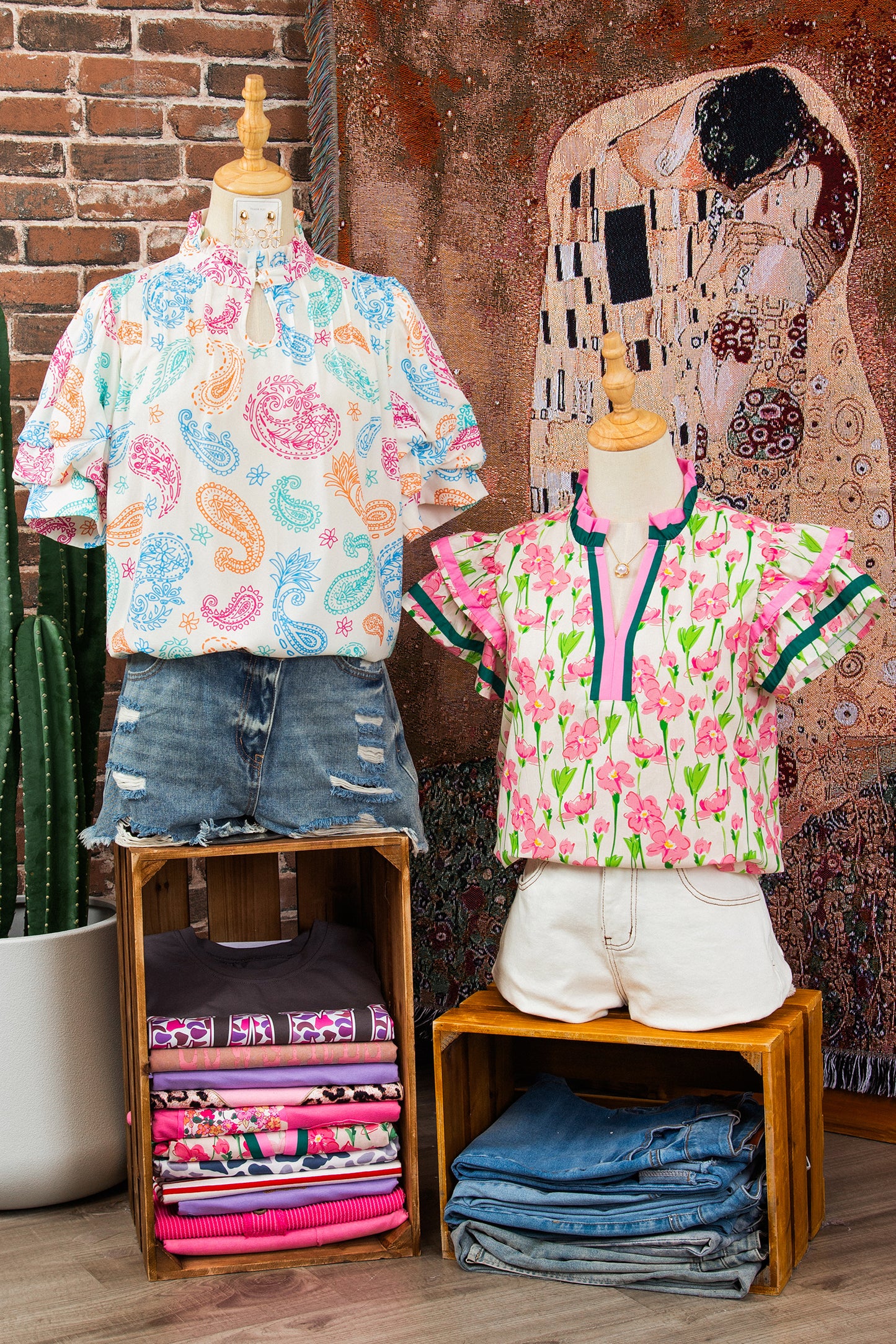 Multicolour Vibrant Paisley Printed Button Keyhole Puff Sleeve Blouse-Tops/Blouses & Shirts-[Adult]-[Female]-2022 Online Blue Zone Planet