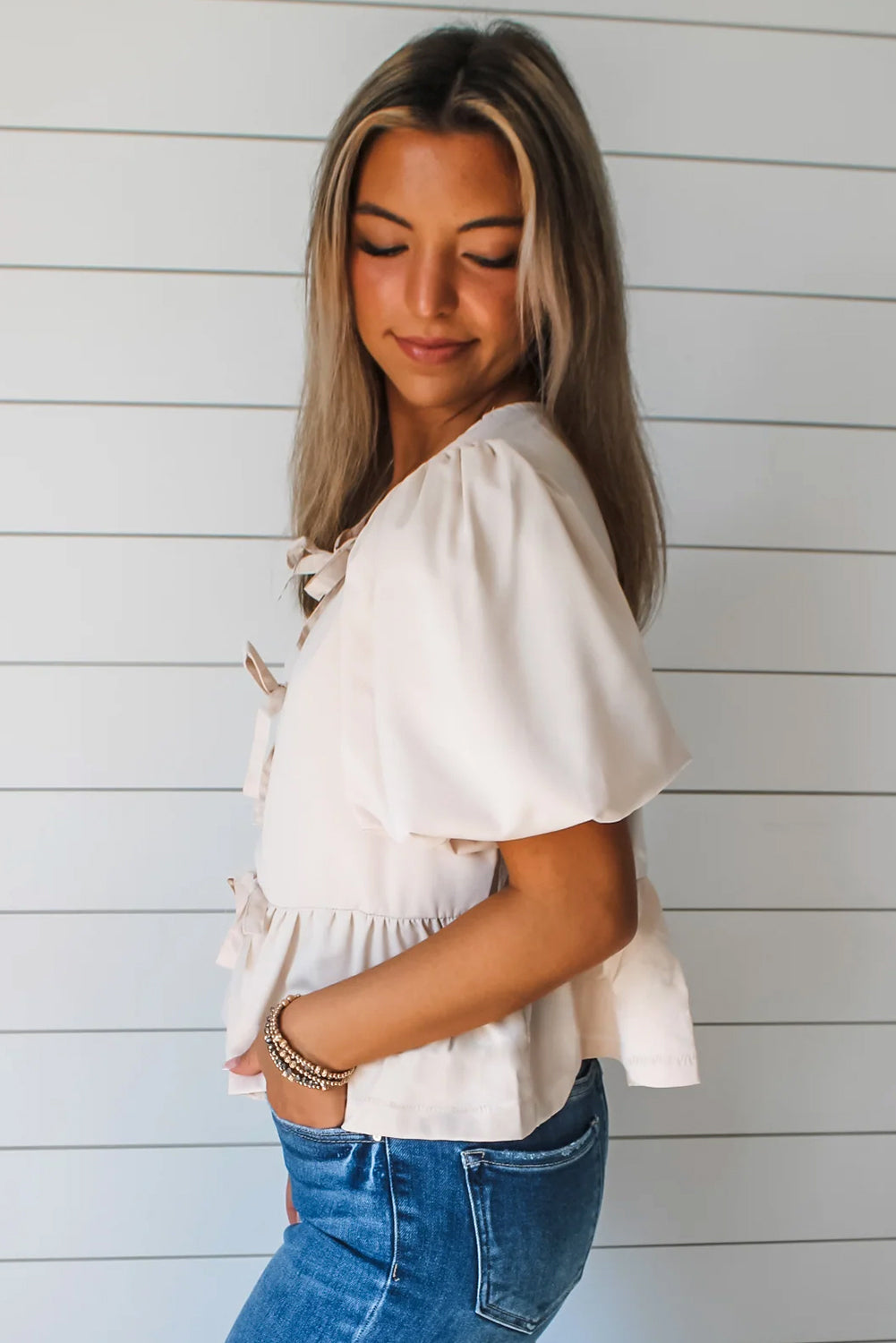 White Bow Tie Short Puff Sleeve Ruffle Hem Blouse-Tops/Blouses & Shirts-[Adult]-[Female]-2022 Online Blue Zone Planet