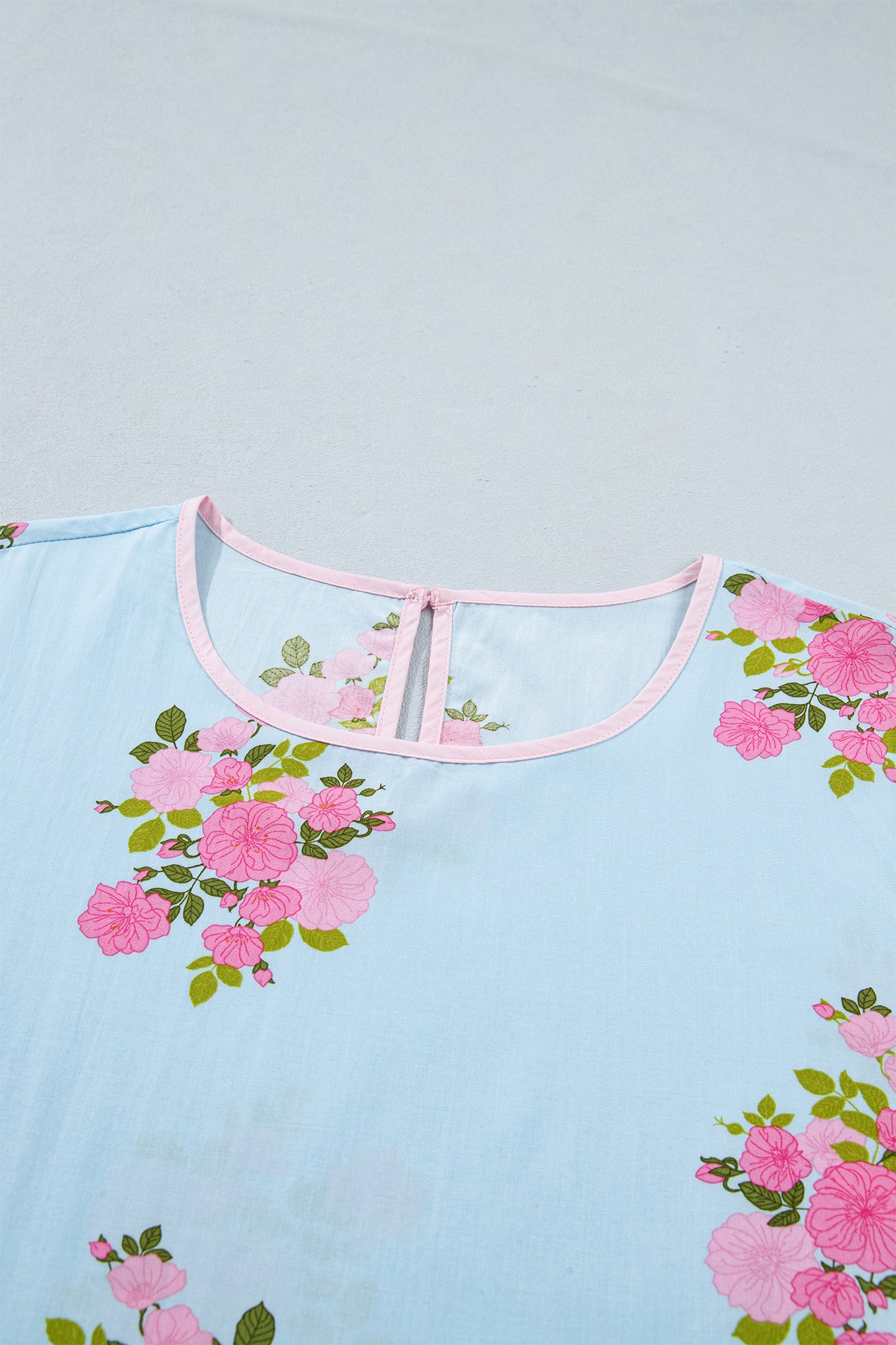 Sky Blue Floral Print Button Cuffed 3/4 Sleeve Round Neck Blouse-Tops/Blouses & Shirts-[Adult]-[Female]-2022 Online Blue Zone Planet