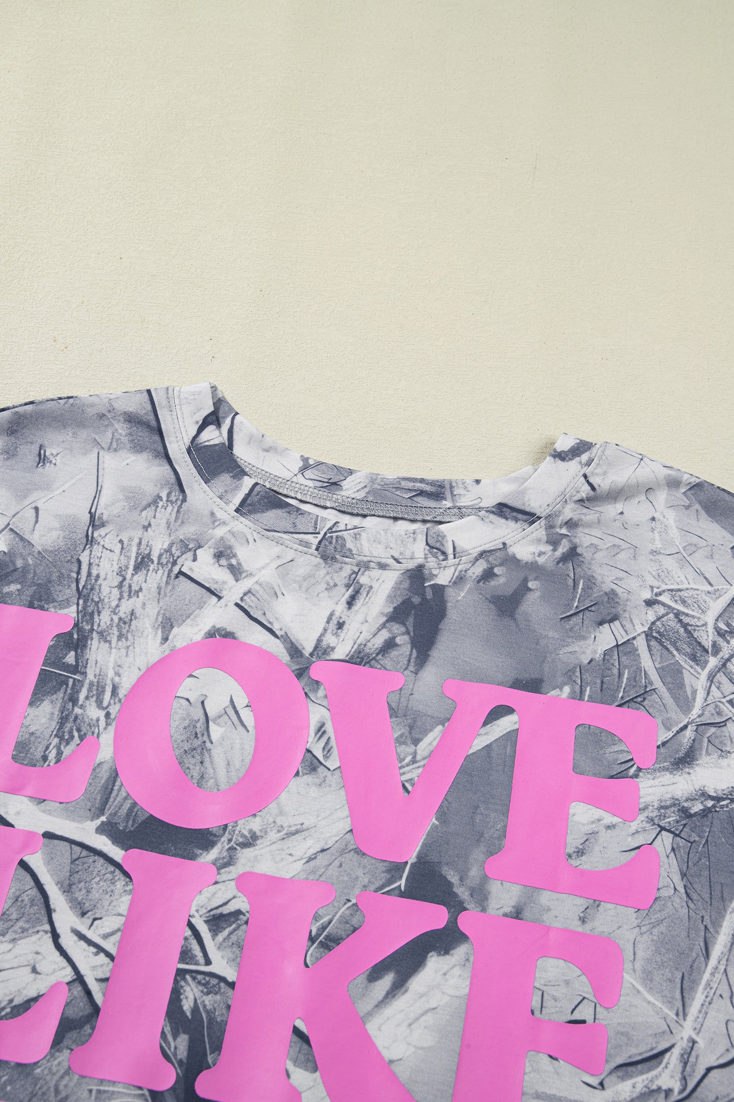 Gray Woodland Camouflage Love Like Jesus Plus Size T Shirt-Plus Size/Plus Size Tops/Plus Size Tops & Tees-[Adult]-[Female]-2022 Online Blue Zone Planet