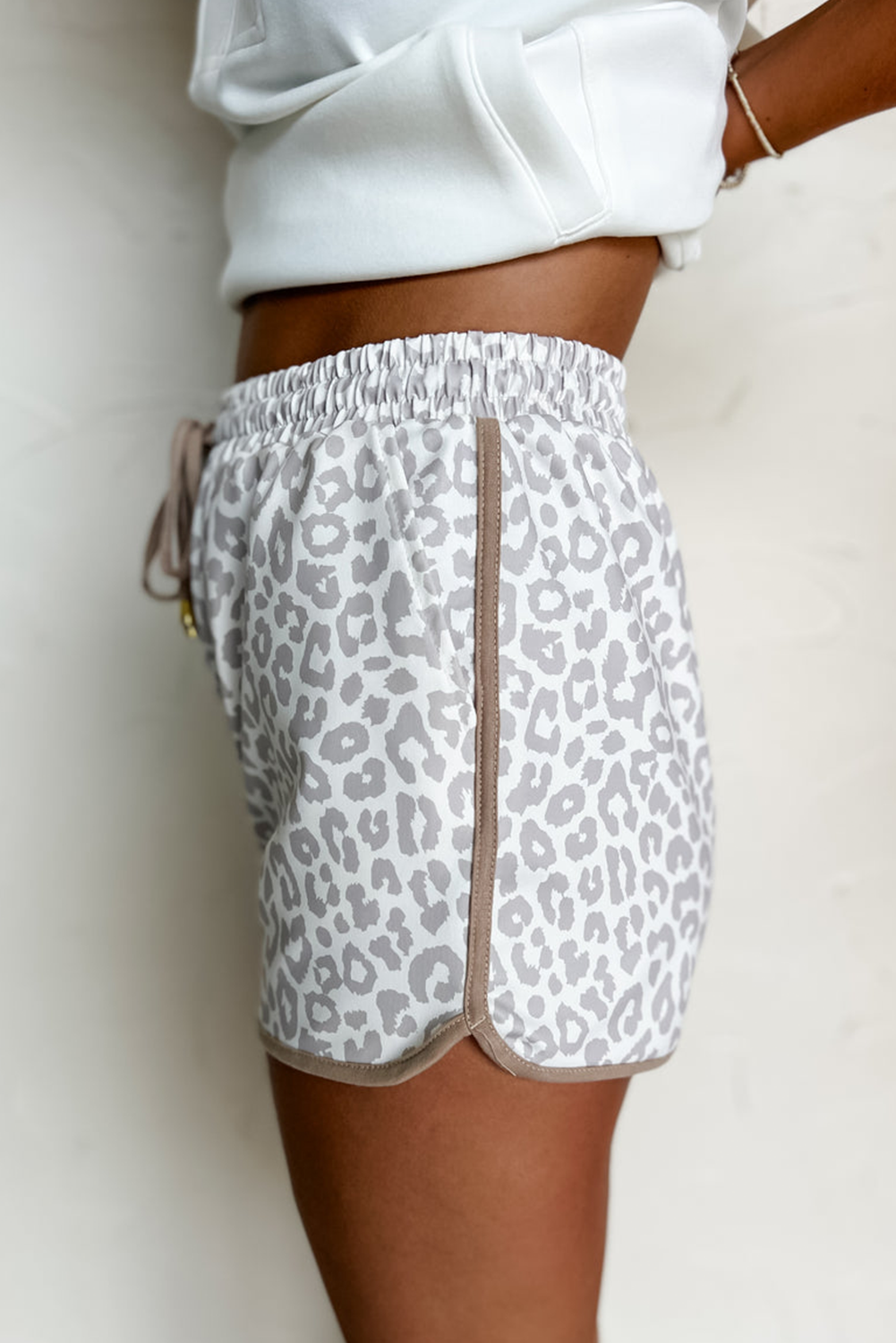 White Leopard Elastic Waist Lace up Contrast Trim Casual Shorts-Bottoms/Casual Shorts-[Adult]-[Female]-2022 Online Blue Zone Planet