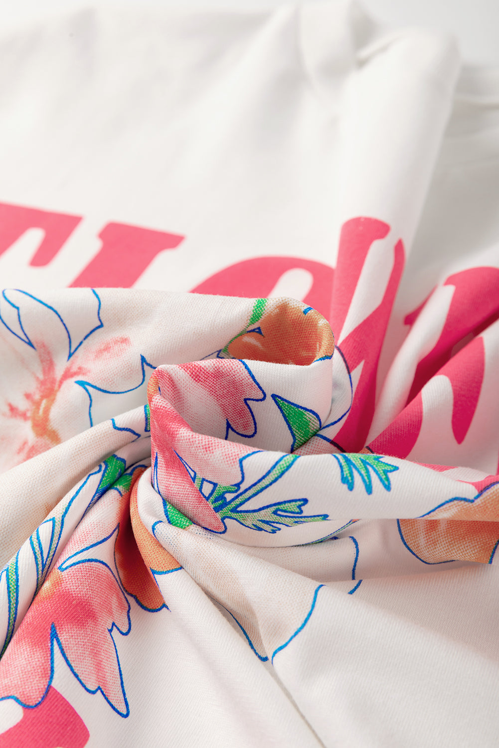 White Flower Market Graphic T Shirt-Tops/Tops & Tees-[Adult]-[Female]-2022 Online Blue Zone Planet