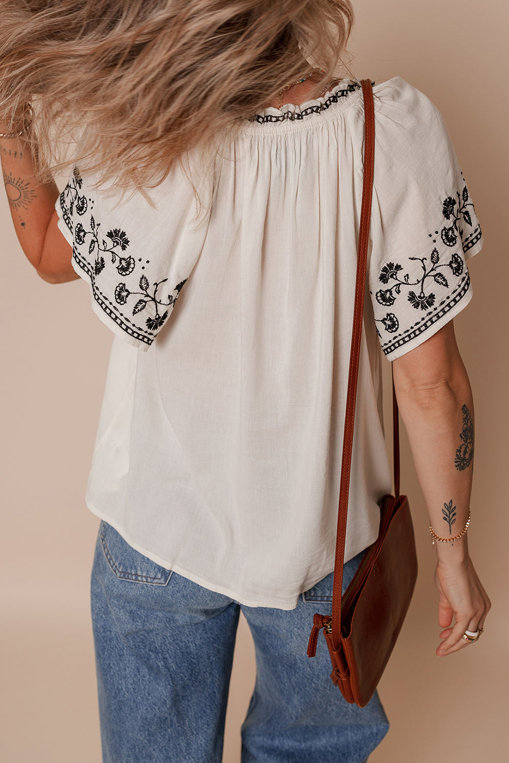 White Floral Embroidered Short Sleeve V Neck Blouse-Tops/Blouses & Shirts-[Adult]-[Female]-2022 Online Blue Zone Planet