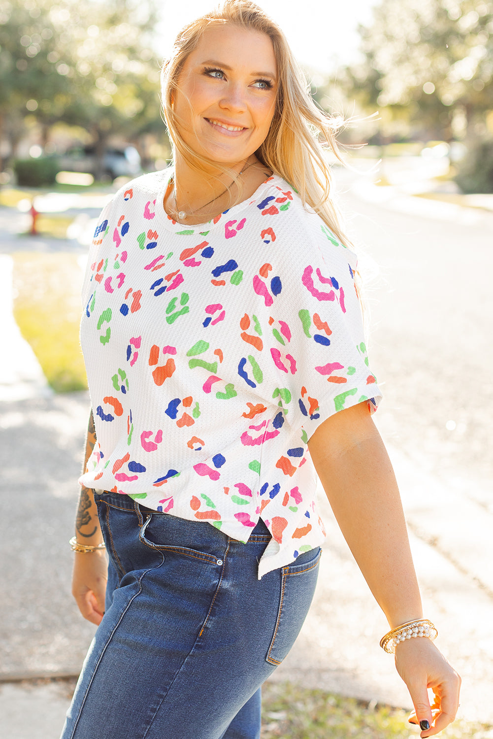 White Multicolor Leopard Print Textured Plus Size T Shirt-Plus Size/Plus Size Tops/Plus Size Blouses & Shirts-[Adult]-[Female]-2022 Online Blue Zone Planet