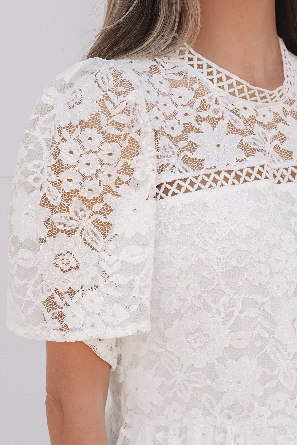 White Short Sleeve Scalloped Floral Lace Peplum Blouse-Tops/Blouses & Shirts-[Adult]-[Female]-2022 Online Blue Zone Planet