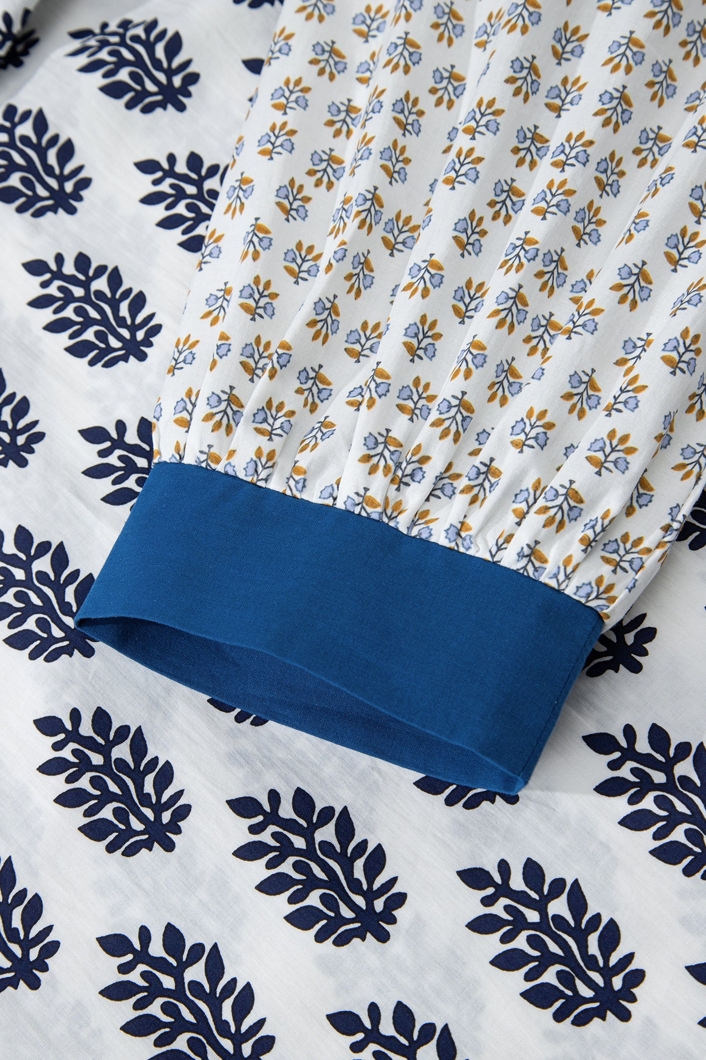 White Plus Size Boho Floral Print Contrast Trim Split Neck Puff Sleeve Patchwork Blouse-Plus Size/Plus Size Tops/Plus Size Blouses & Shirts-[Adult]-[Female]-2022 Online Blue Zone Planet