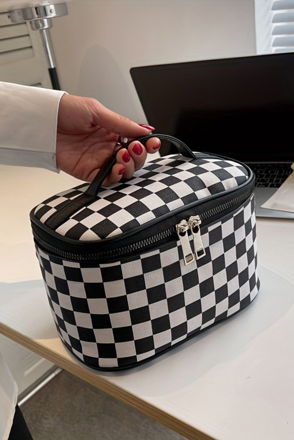 Black Checkered Zipper Large Cosmetic Bag with Handle-Bags-[Adult]-[Female]-Black-ONE SIZE-2022 Online Blue Zone Planet