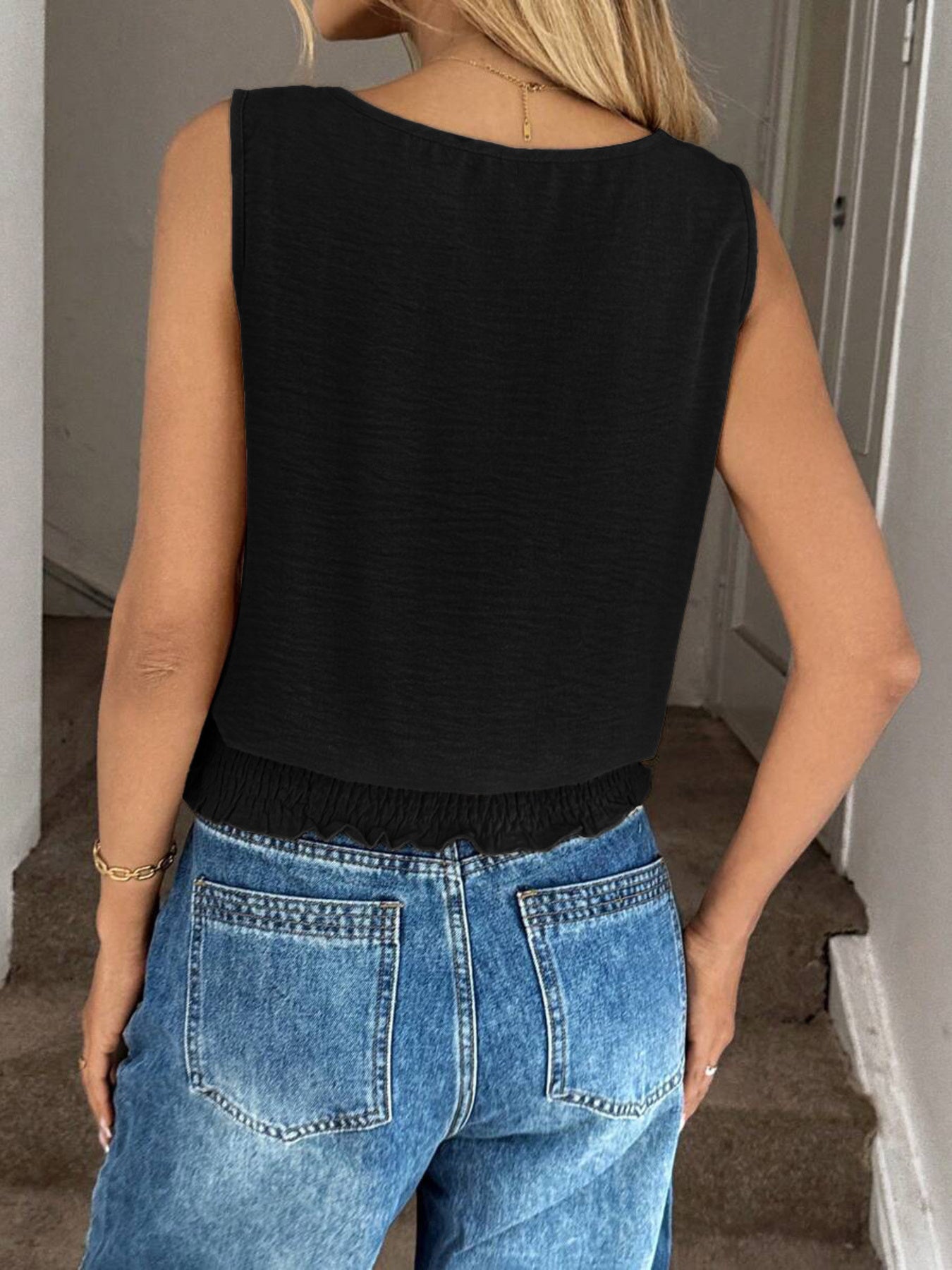 c05bb6f0b4b74f45b4c089c0c30ce0f6-Max