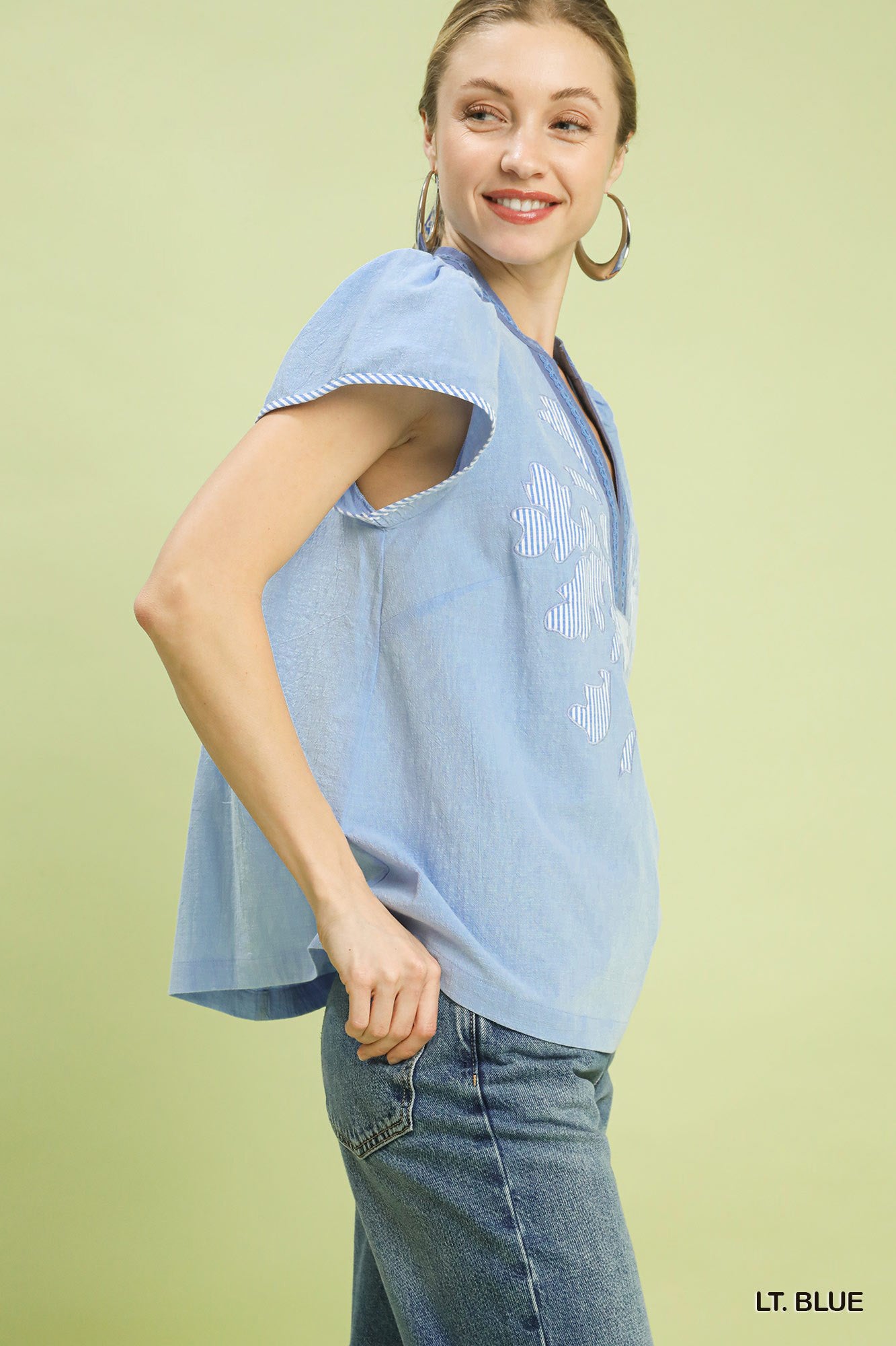 c1575d2c-f870-4605-a979-0fe7126b3afd-Max