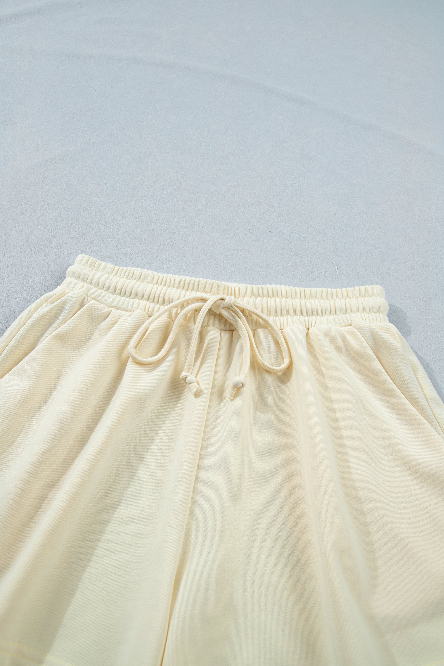 White Contrast Leopard Bow Patched V Neck Loose Tee Drawstring Shorts 2pcs Outfit-Two Piece Sets/Short Sets-[Adult]-[Female]-2022 Online Blue Zone Planet