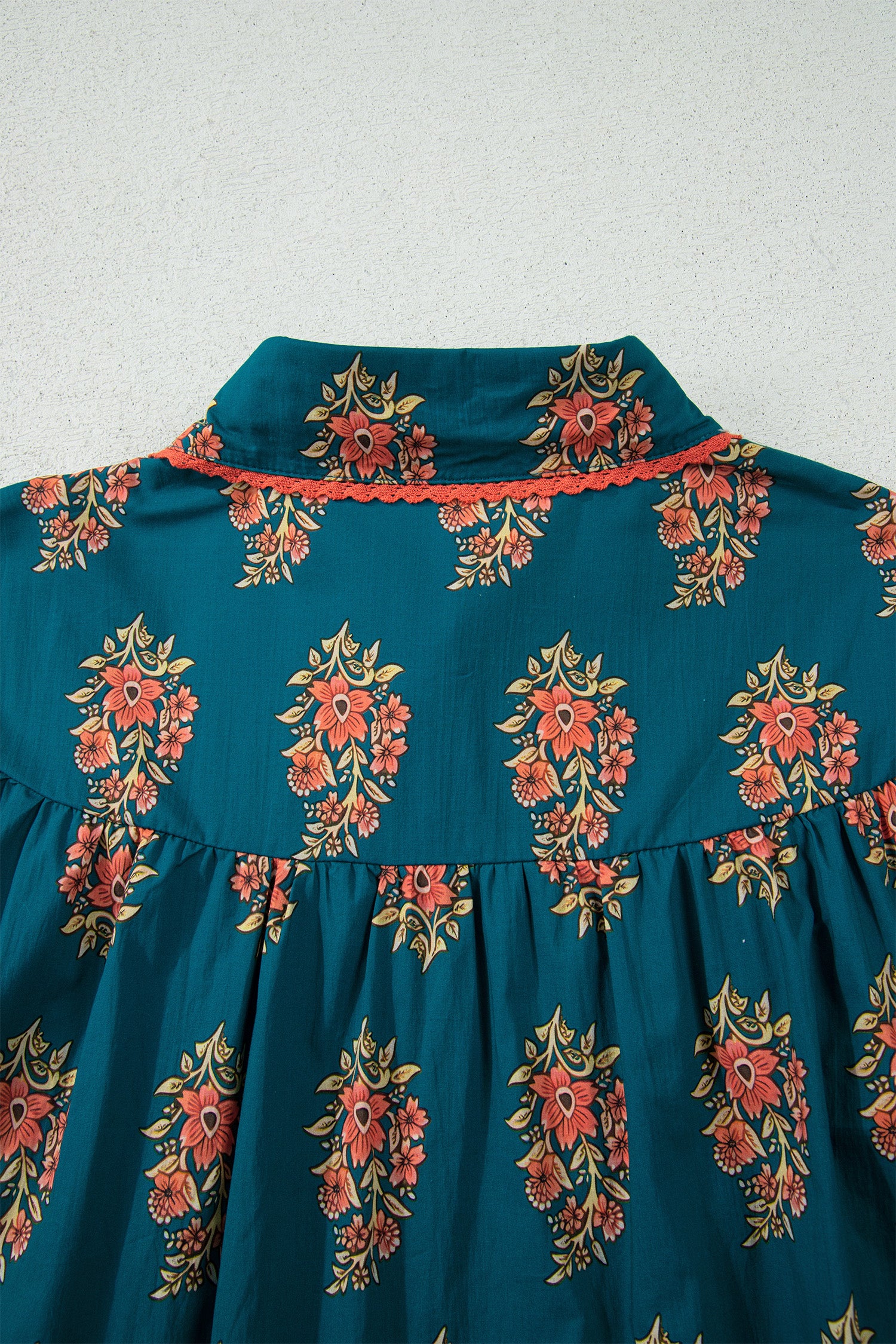 Green Plus Size Floral Print Contrast Lacy Trim Pleated Loose Shirt-Plus Size/Plus Size Tops/Plus Size Blouses & Shirts-[Adult]-[Female]-2022 Online Blue Zone Planet