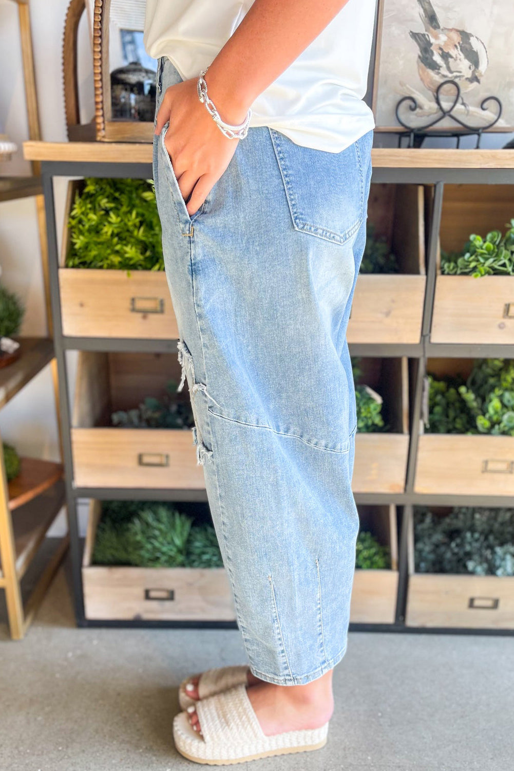 Beau Blue Flower Patched Light Wash Cropped High Waist Jeans-Bottoms/Jeans-[Adult]-[Female]-2022 Online Blue Zone Planet