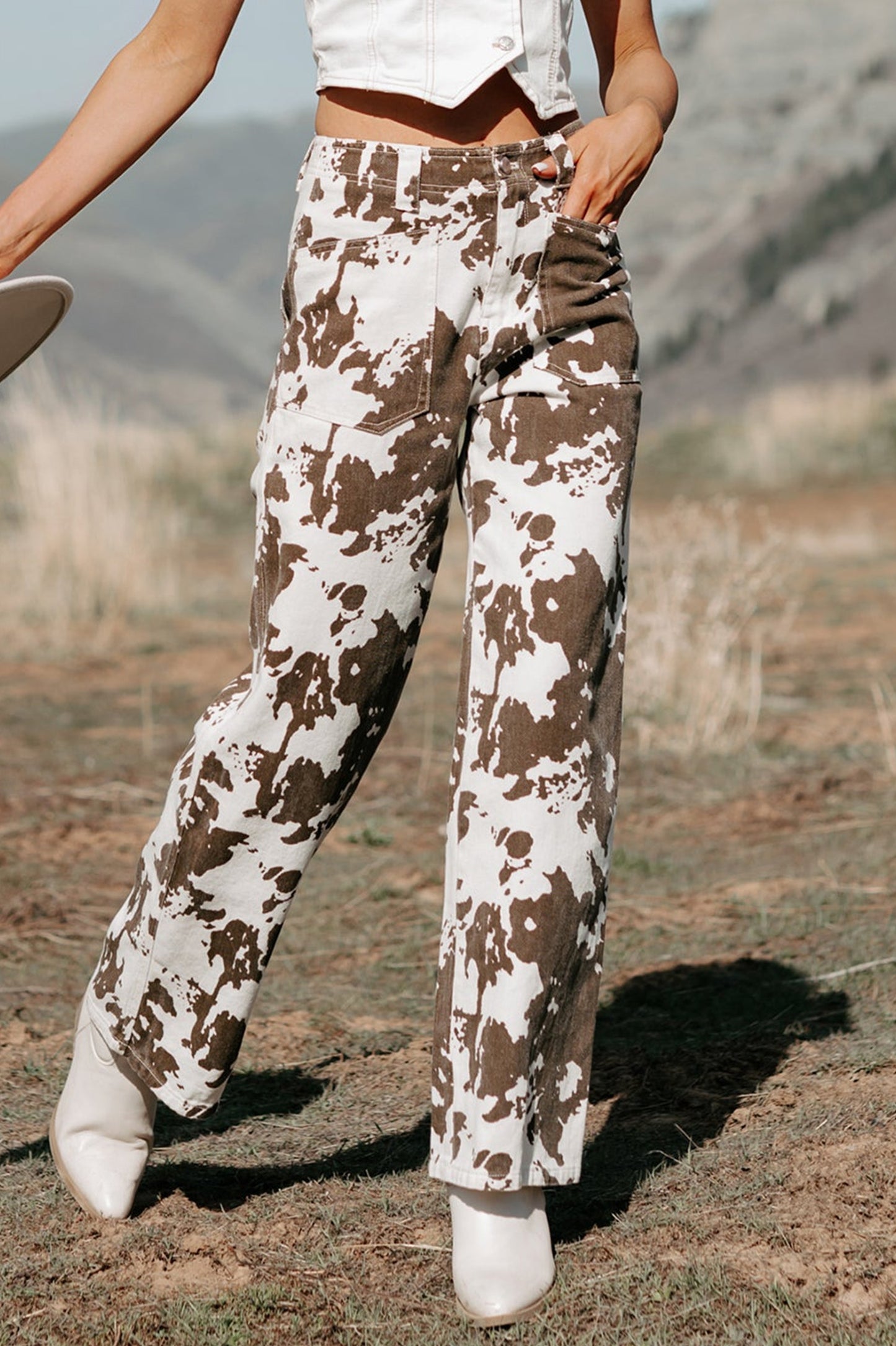 Brown Abstract Pattern Regular Fit Full-Length Western Style Jeans