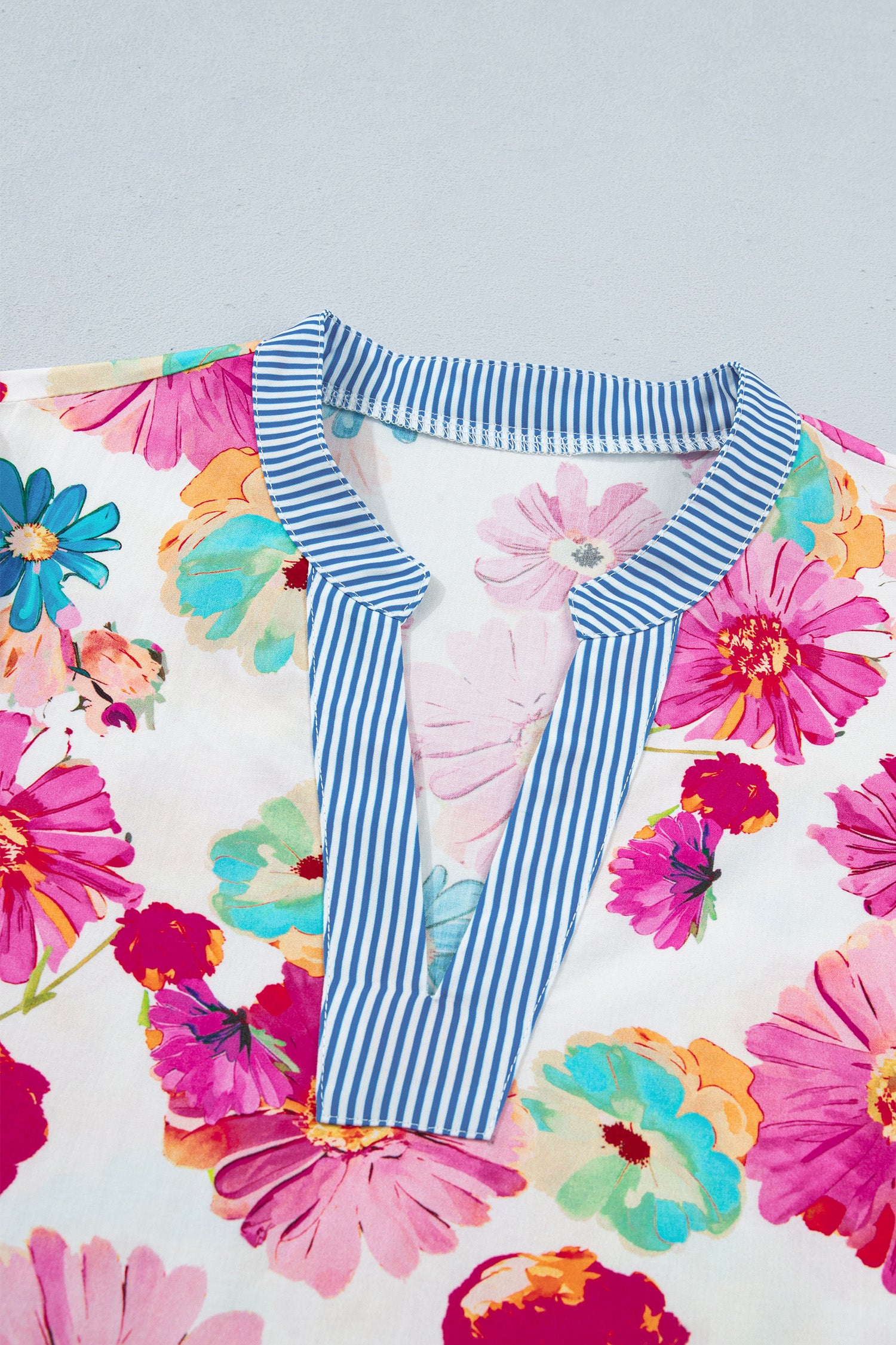 Beige Floral Print Short Puff Sleeve Striped Trim V Neck Blouse-Tops/Blouses & Shirts-[Adult]-[Female]-2022 Online Blue Zone Planet