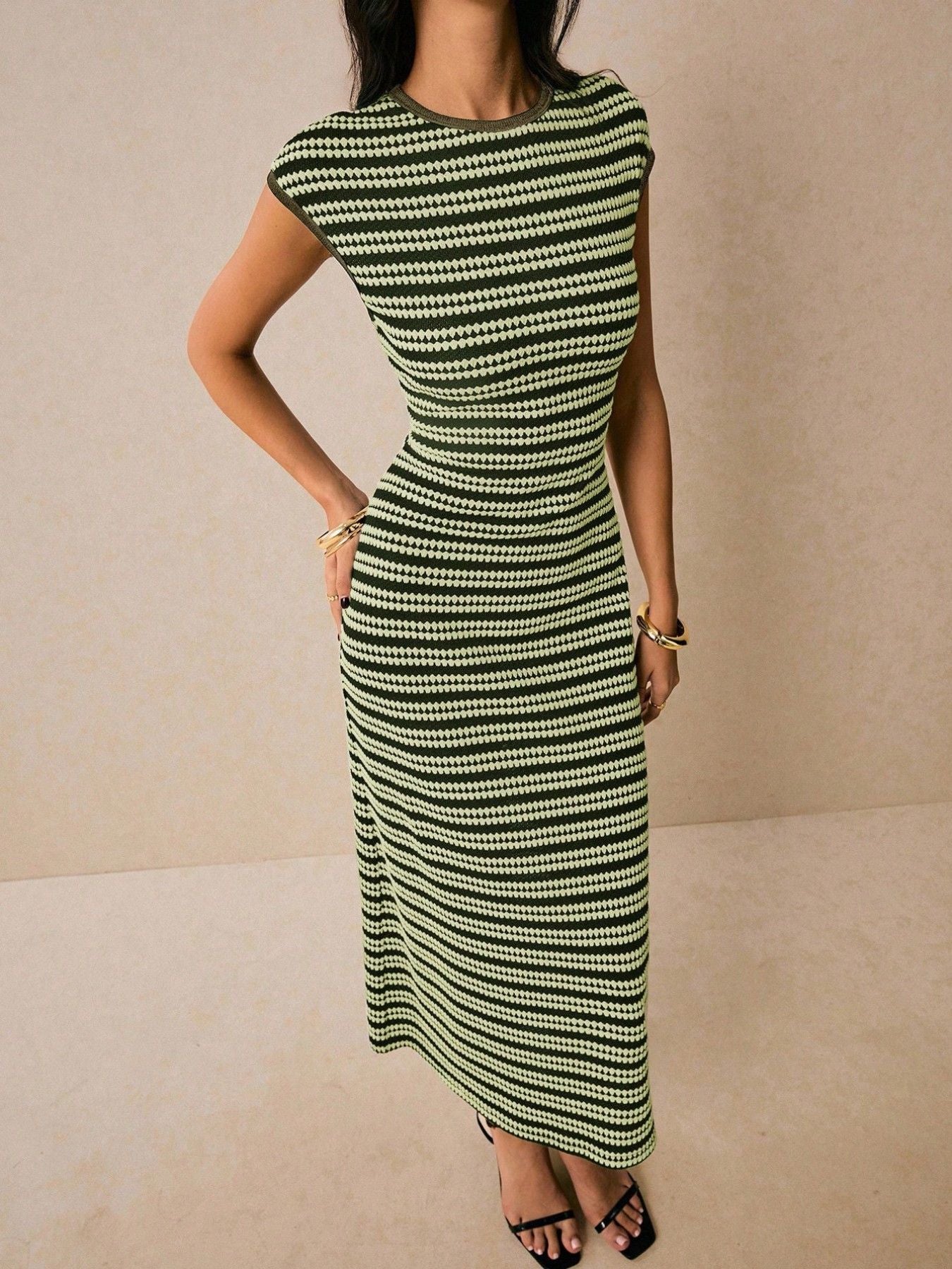 c98f3c98-26b8-4025-a3b8-31175d0cb110-Max